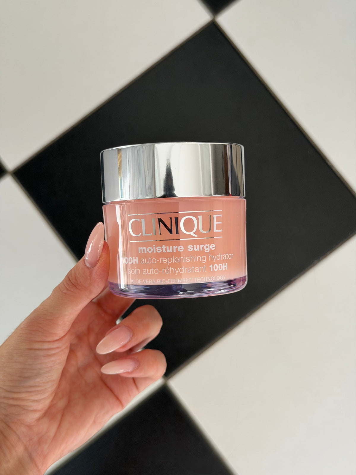 CLINIQUE Moisture Surge™ 100H Auto-Replenishing Hydrator