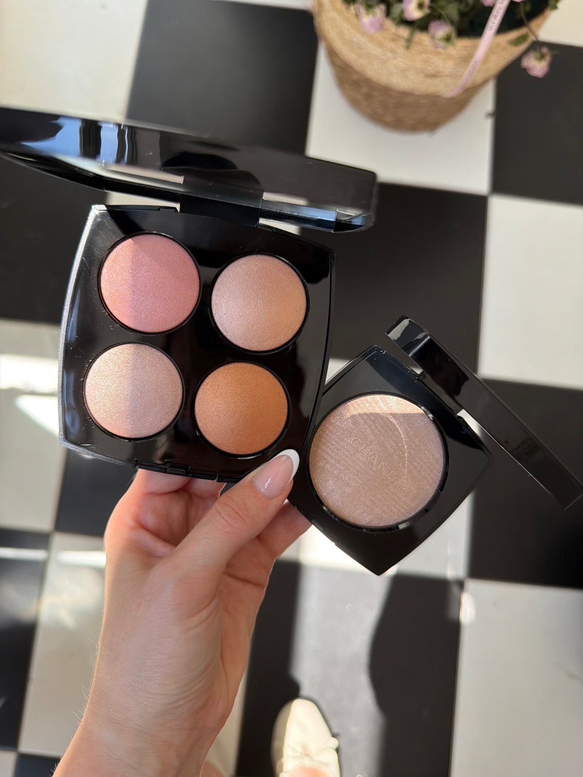CHANEL Jeux De Lumières Eyeshadow and Highlighter Palette Limited Edition