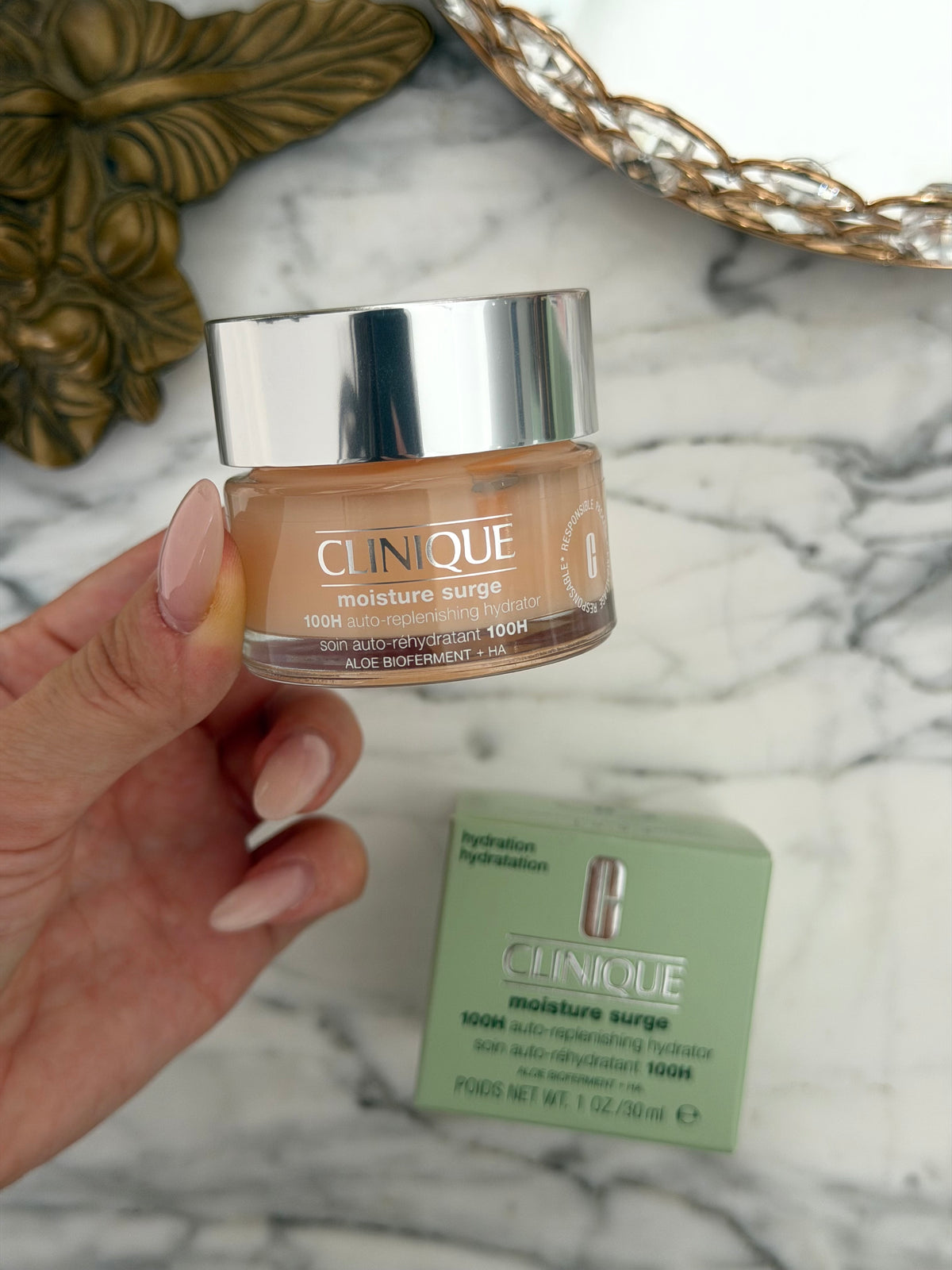 CLINIQUE Moisture Surge™ 100H Auto-Replenishing Hydrator
