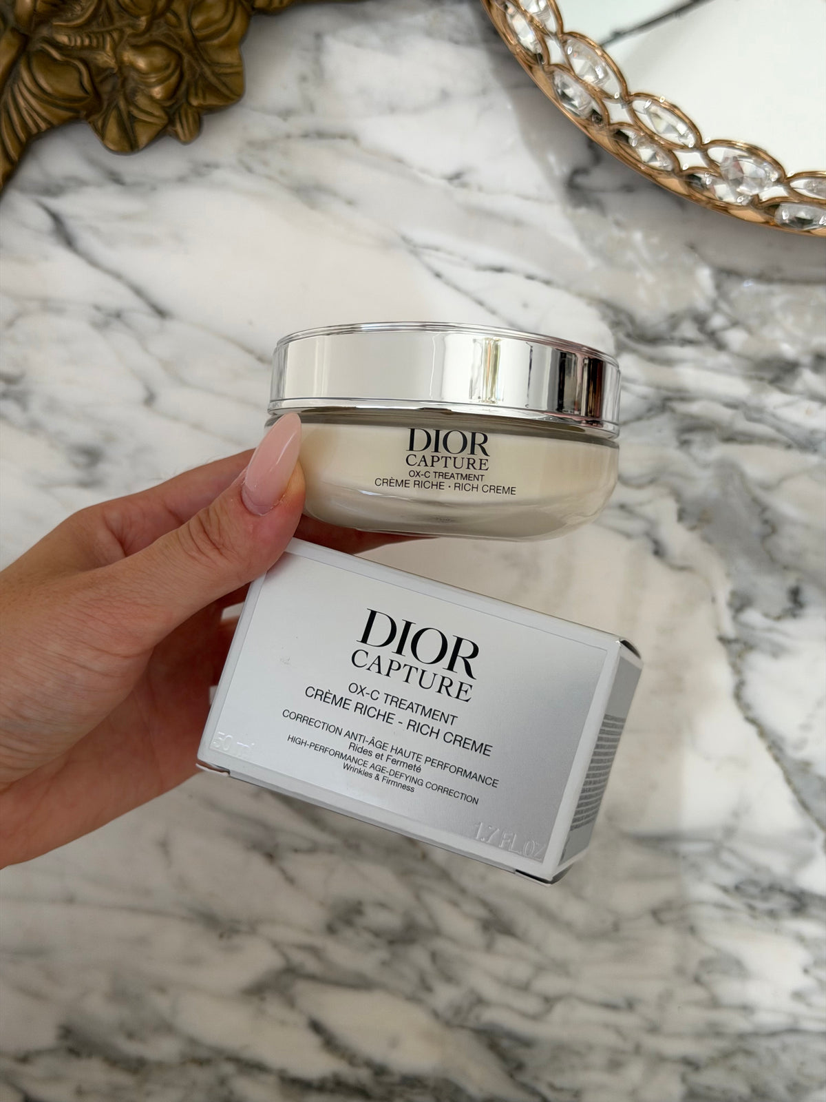 DIOR Capture Rich Cream OX-C Treatment
Face Cream - Rich Texture - Age-Defying Correction - Wrinkles and Firmness