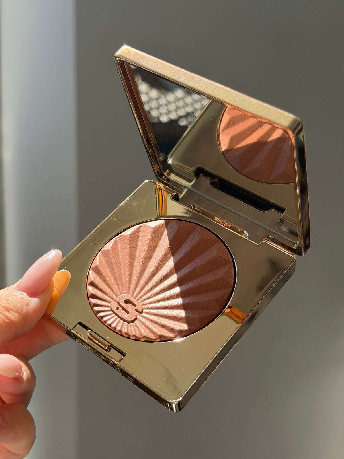 SISLEY Phyto-Touche Illusion D'été Sun-Kissed Powder-Gel