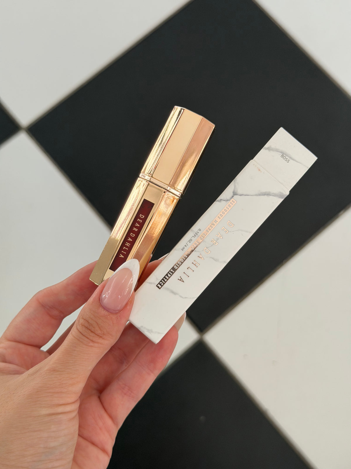 DEAR DAHLIA Sensuous Matte Lip Suit Liquid Lipstick - Boss