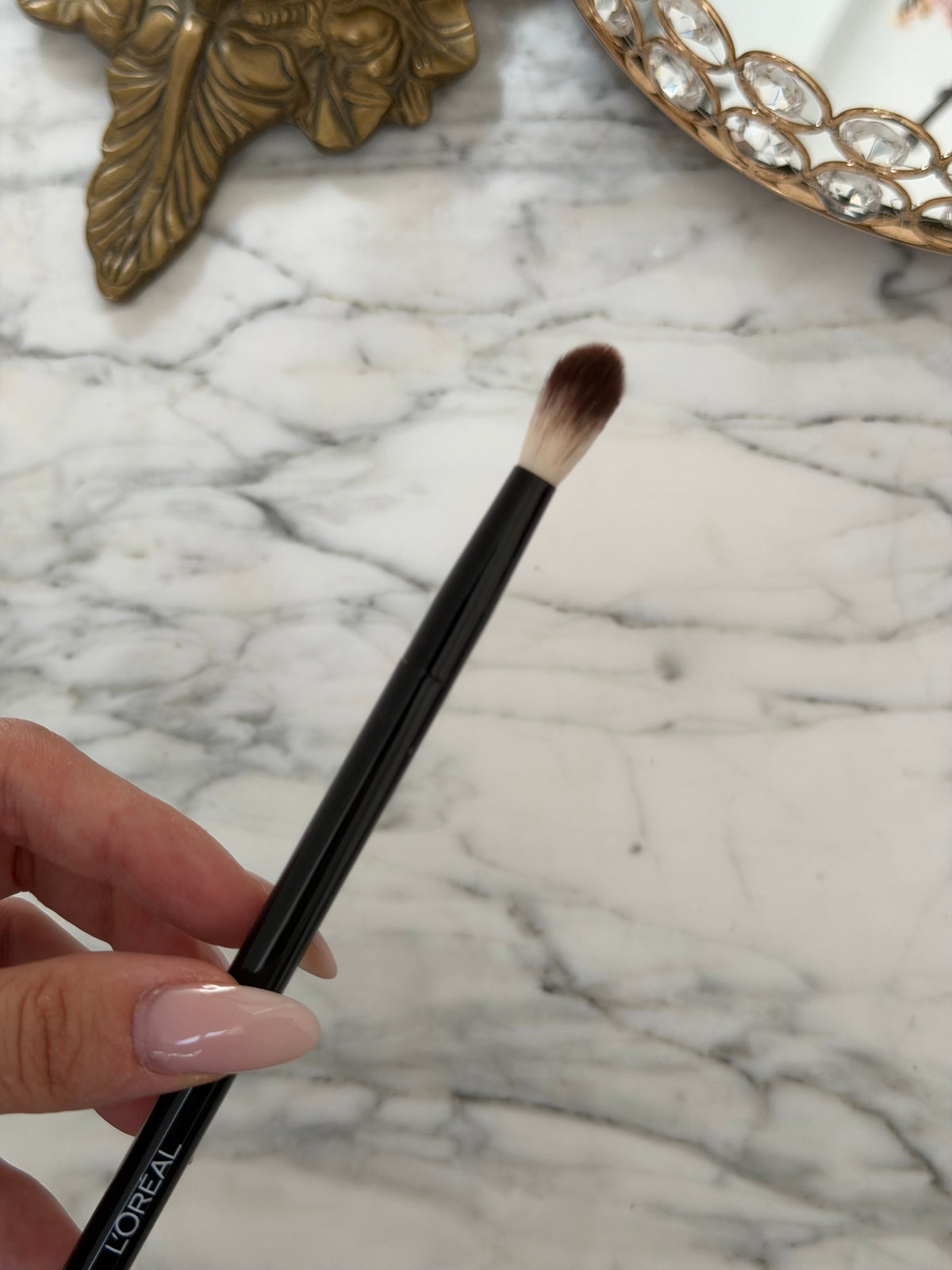 L'ORÉAL Eye Soft Smoky Professional Makeup Brush