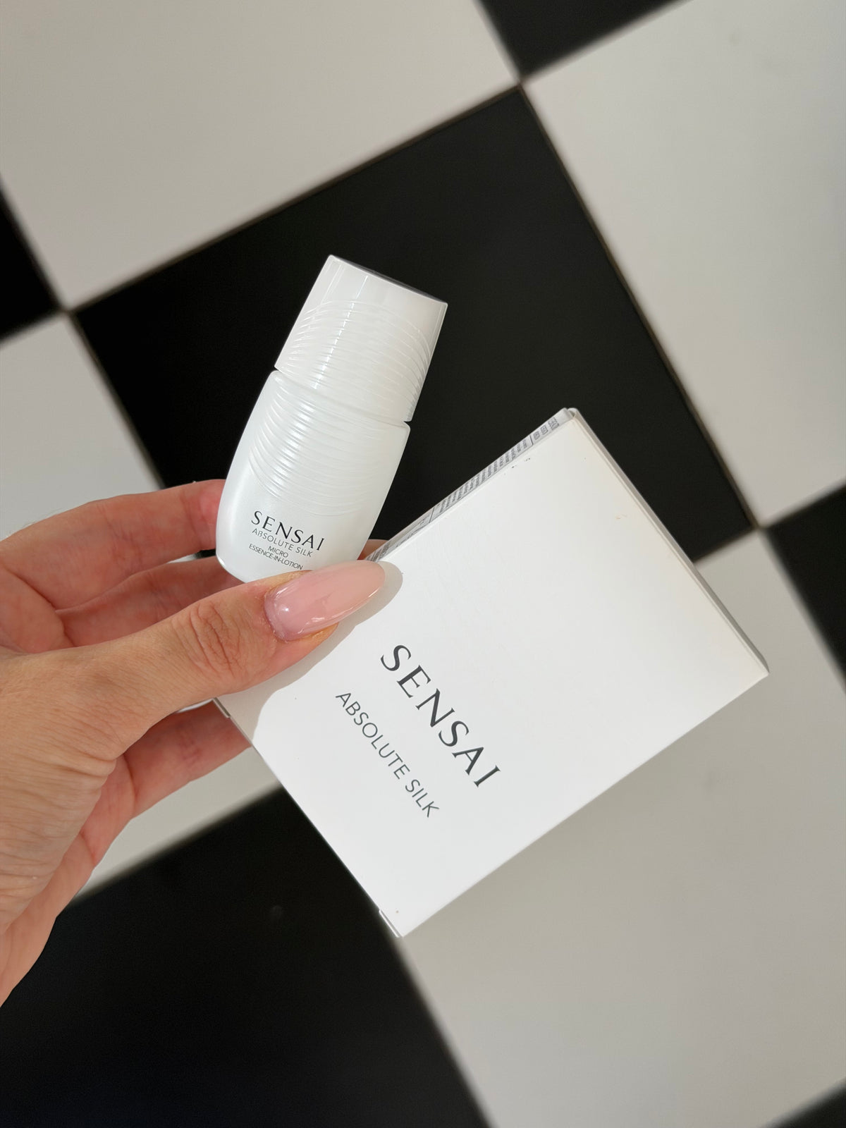 SENSAI Absolute Silk Sample Set