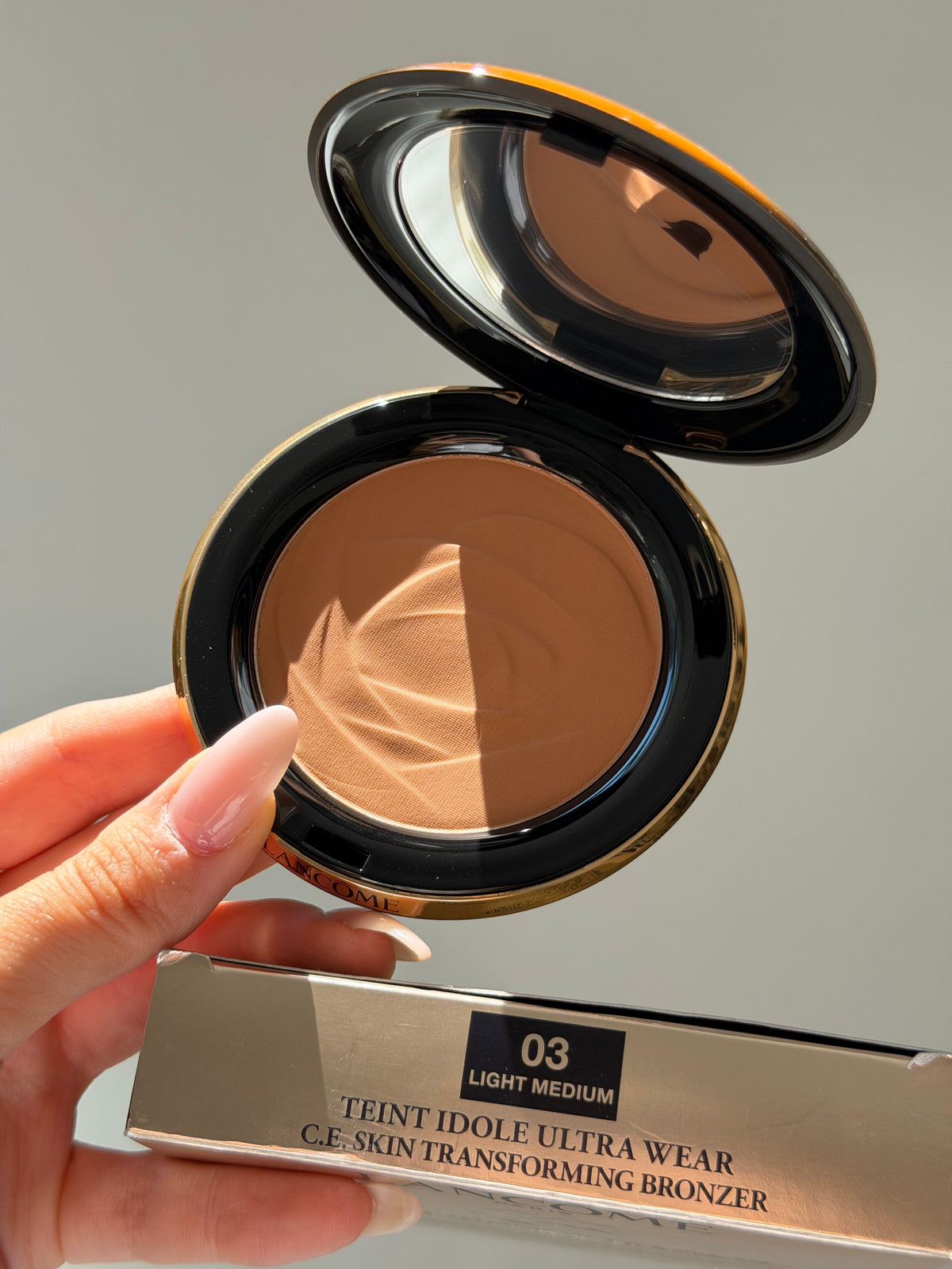LANCOME Teint Idole Ultra Wear C.E Skin Transforming Bronzer (03)