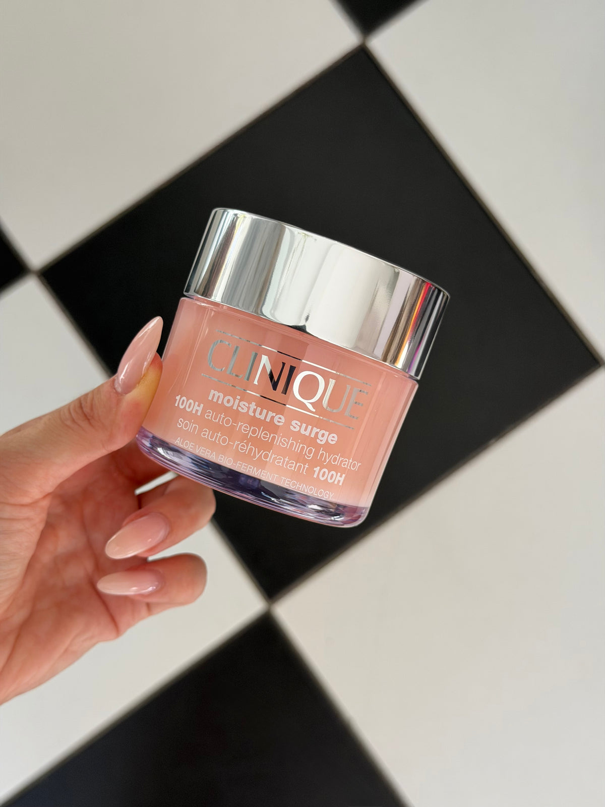 CLINIQUE Moisture Surge™ 100H Auto-Replenishing Hydrator