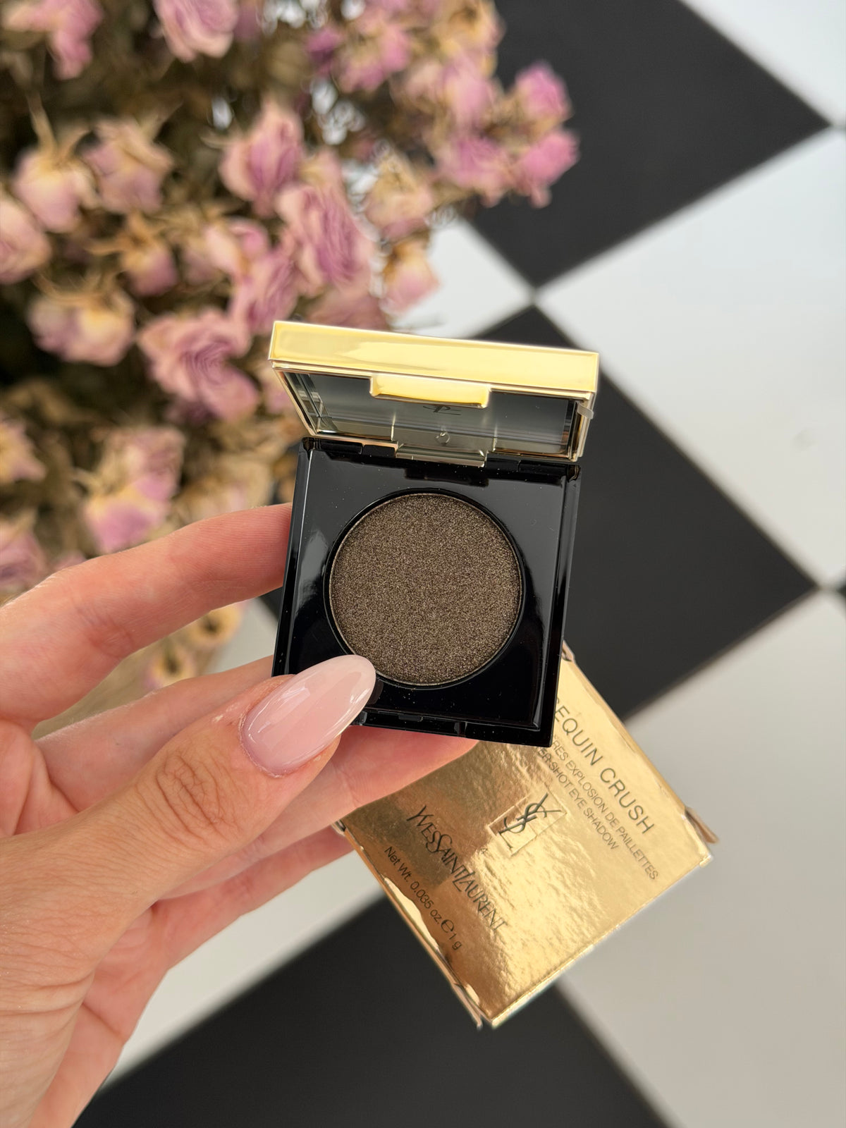 YSL Satin Crush Mono Eyeshadow (4)