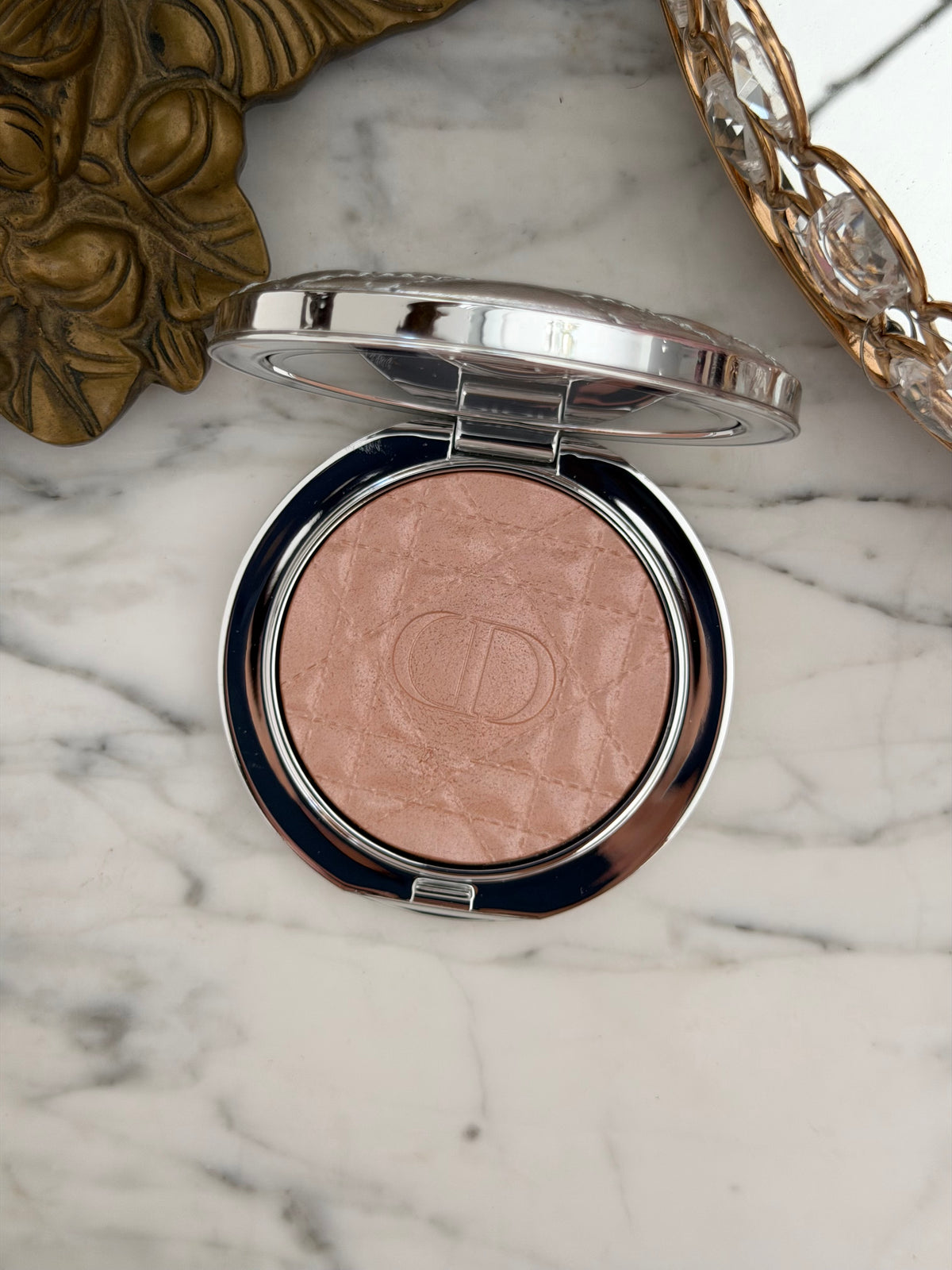 DIOR Forever Glow Luminizer - Illuminating Powder For Face (02)