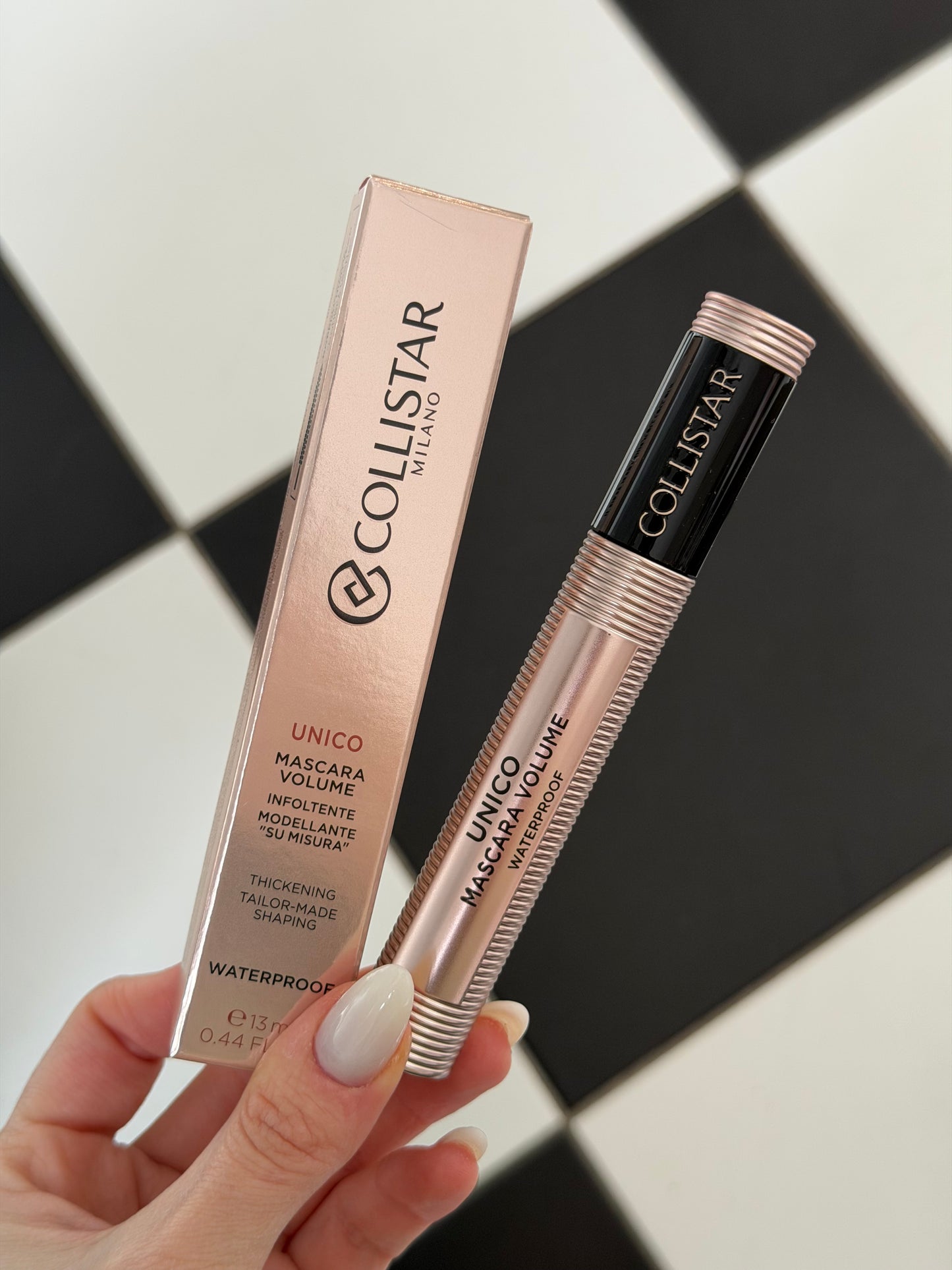 COLLISTAR Mascara Volume Unico®
Thickening ‘Tailor-made’ Shaping