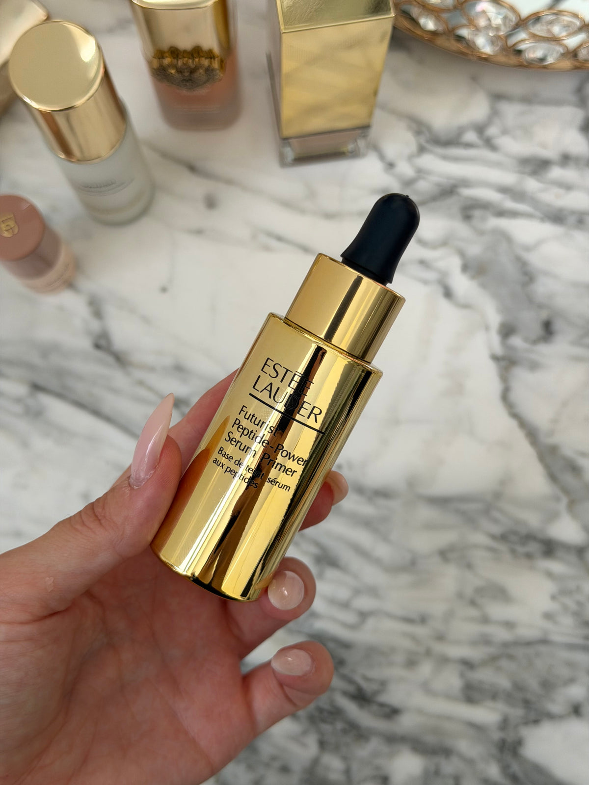 ESTÉE LAUDER Futurist
Peptide-Power Serum Primer