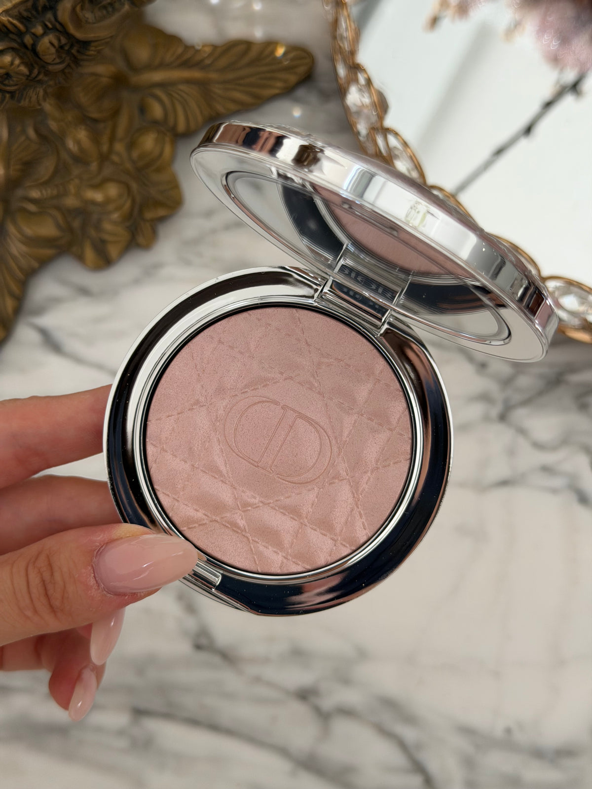 DIOR Forever Glow Luminizer - Illuminating Powder For Face (03)