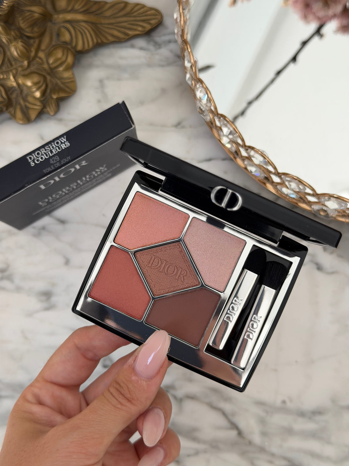 DIOR Diorshow 5 Couleurs
Eye Palette - 5 Eyeshadows - High Color and Long Wear (429)