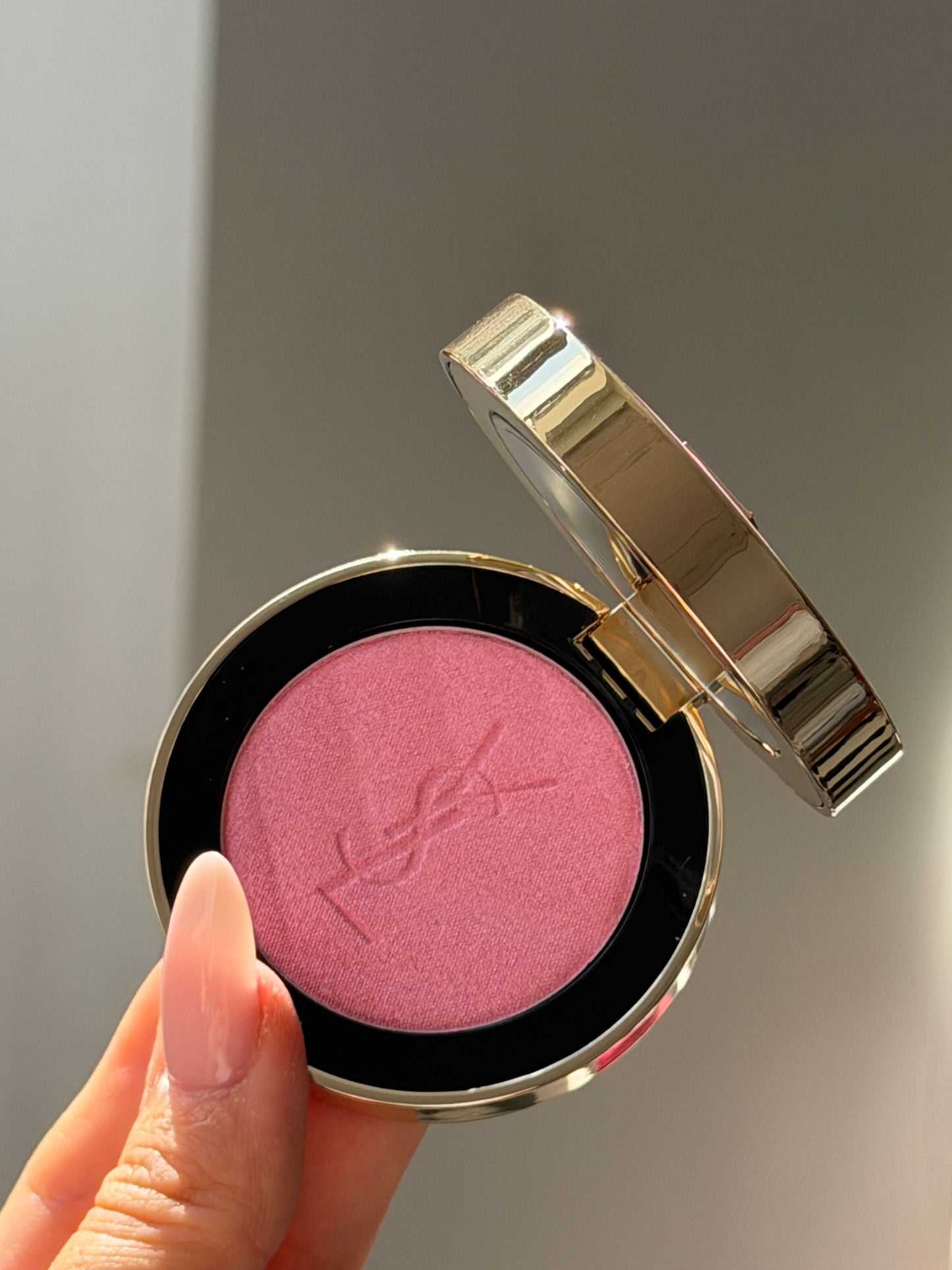 YSL Make Me Blush - Bold Blurring Blush (10)