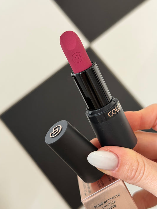 COLLISTAR
Puro Matte Lipstick (113)
Hydrated Lips With a Long-Lasting Matte Finish