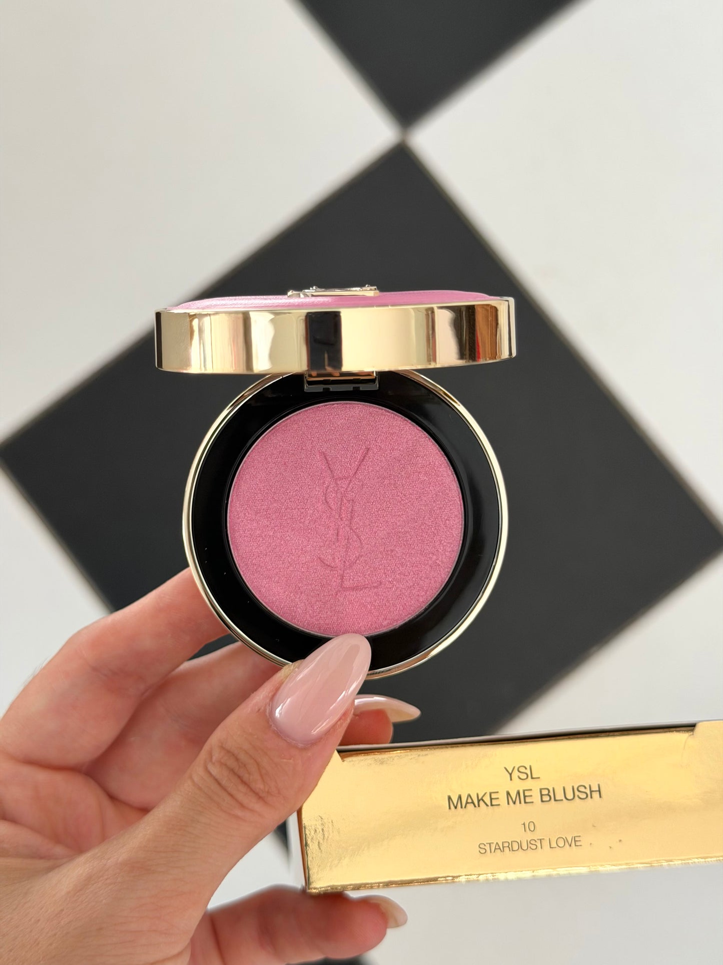YSL Make Me Blush - Bold Blurring Blush (10)