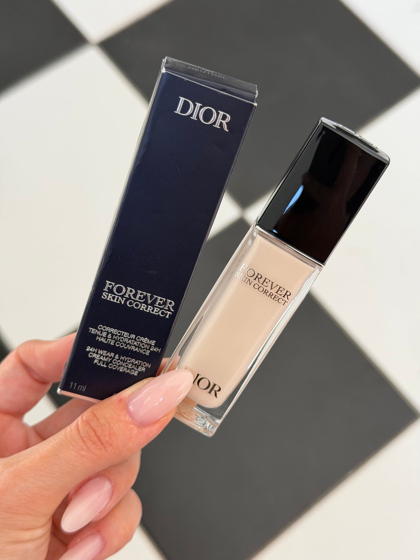 DIOR Forever Skin Correct (00)
Full-Coverage Concealer - 24h Hydration and Wear - No Transfer