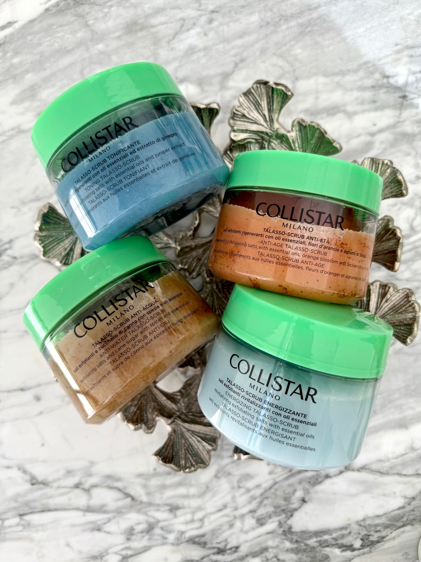 COLLISTAR
Anti-Water Talasso-Scrub
Exfoliating Salts And Cane Sugar With Spices And Essential Oils