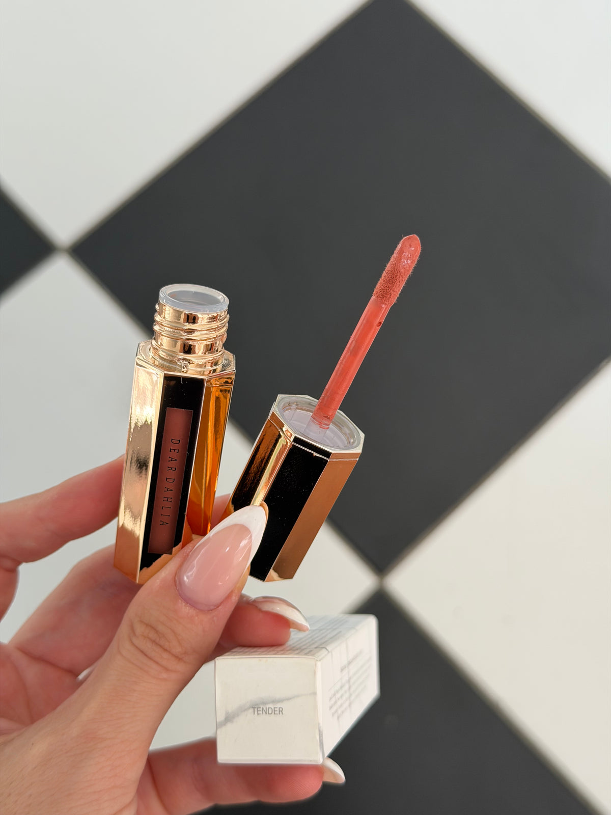 DEAR DAHLIA Sensuous Matte Lip Suit Liquid Lipstick - Tender