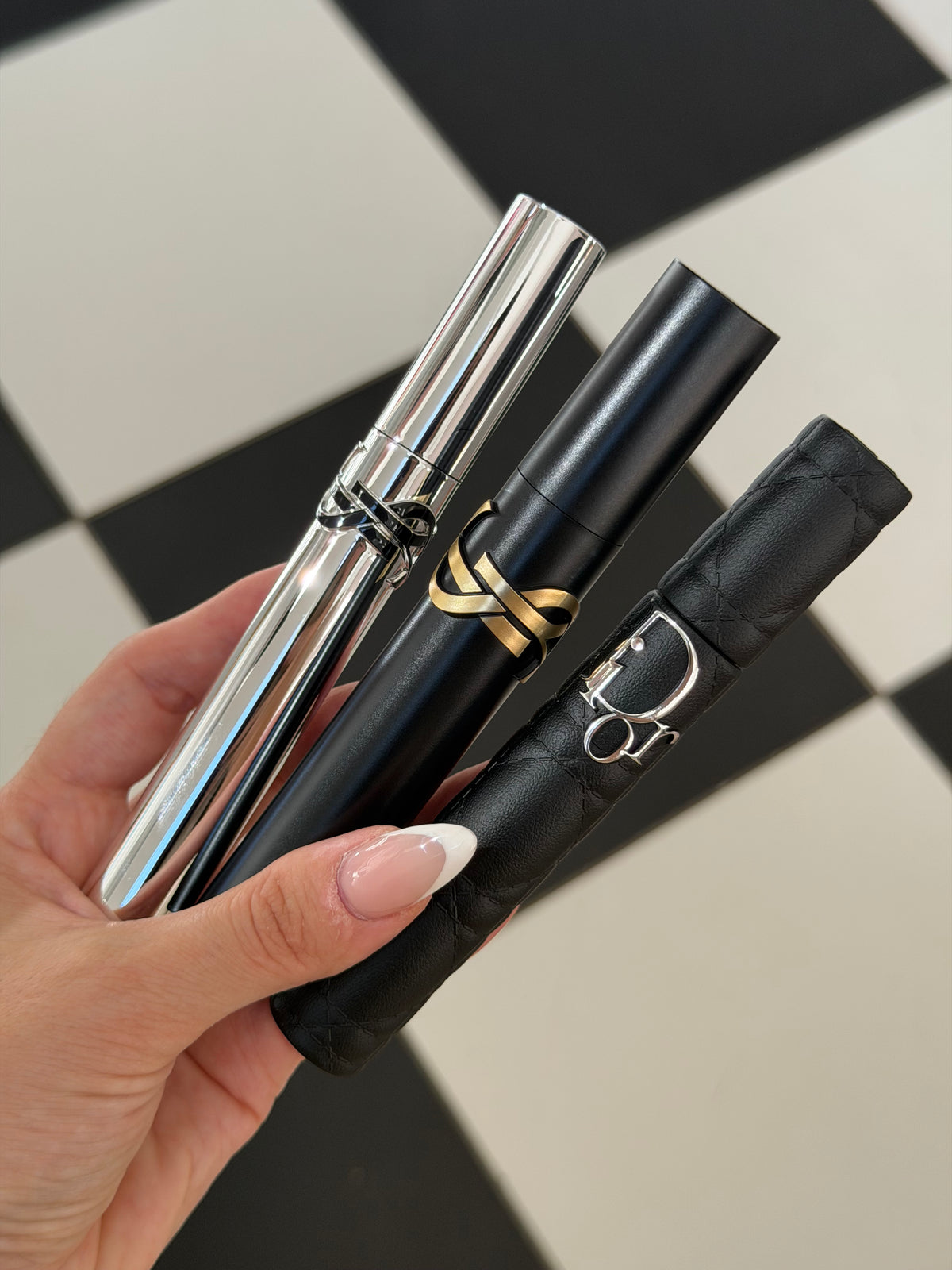 YSL
Lash Clash Extreme Volume Mascara - Black