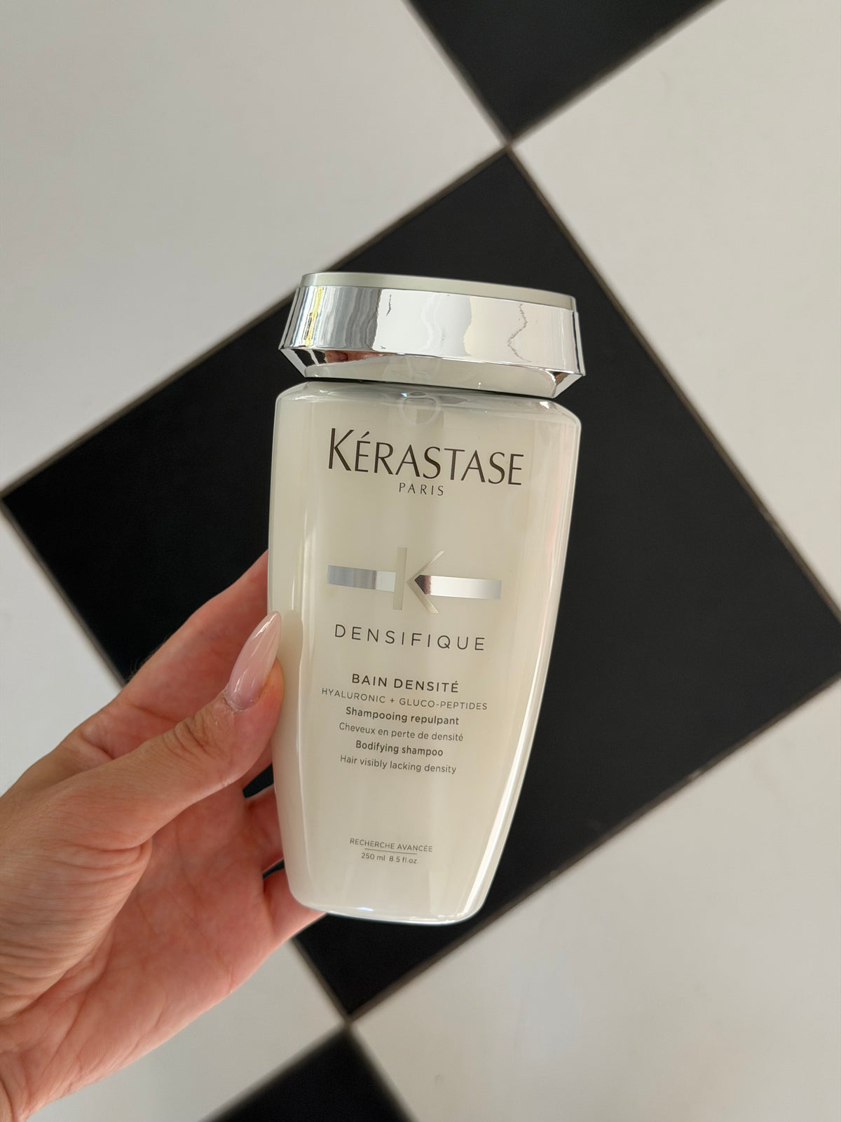 KÉRASTASE Densifique
Bain Densité Bodifying Shampoo
Hyaluronic Acid For Thinning Hair