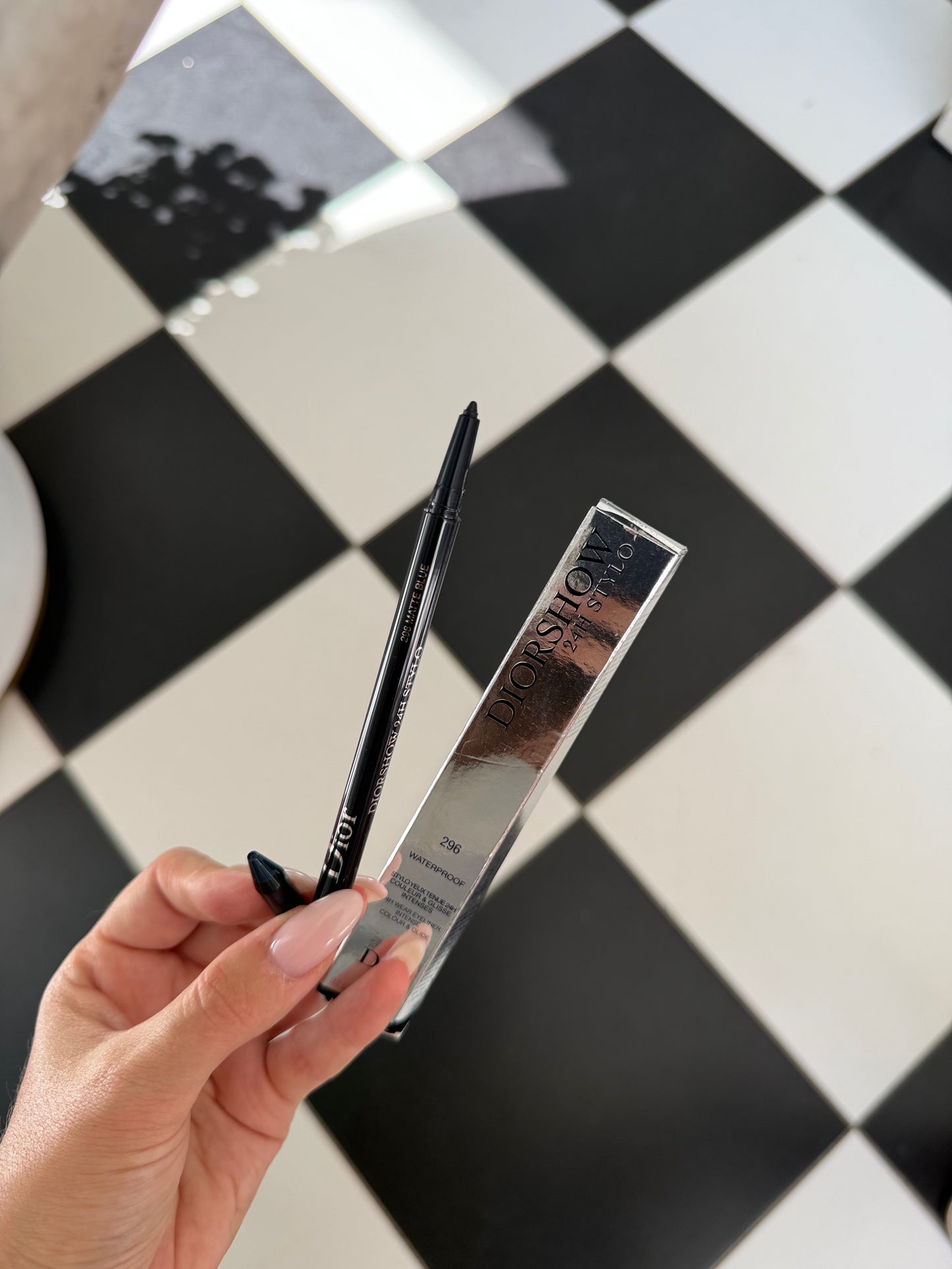 DIOR Diorshow Stylo - Matte Blue
24H-Wear Waterproof Eyeliner