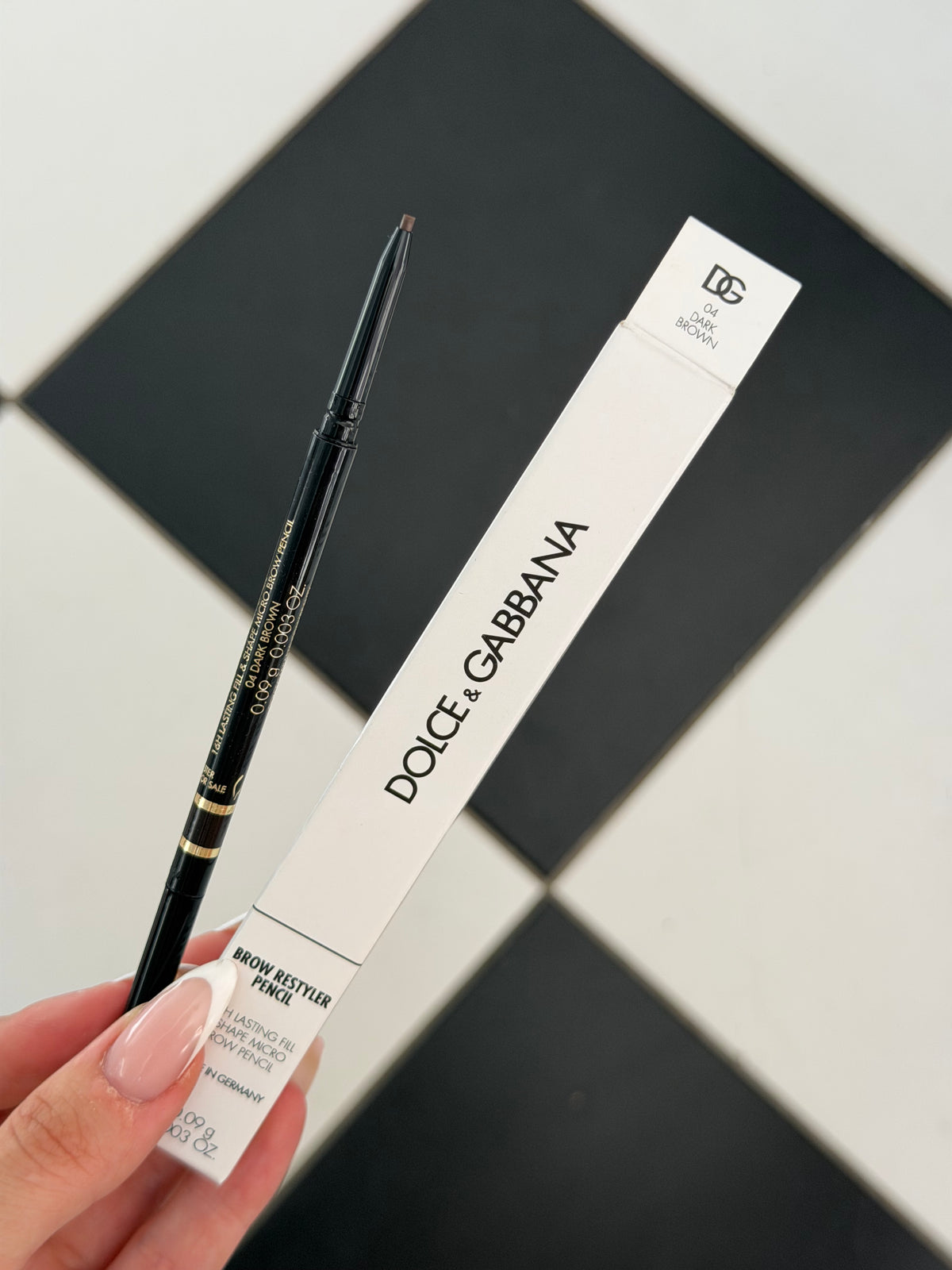 DOLCE&GABBANA Brow Restyler Pencil (04)
16H Lasting Fill & Shape Micro Brow Pencil