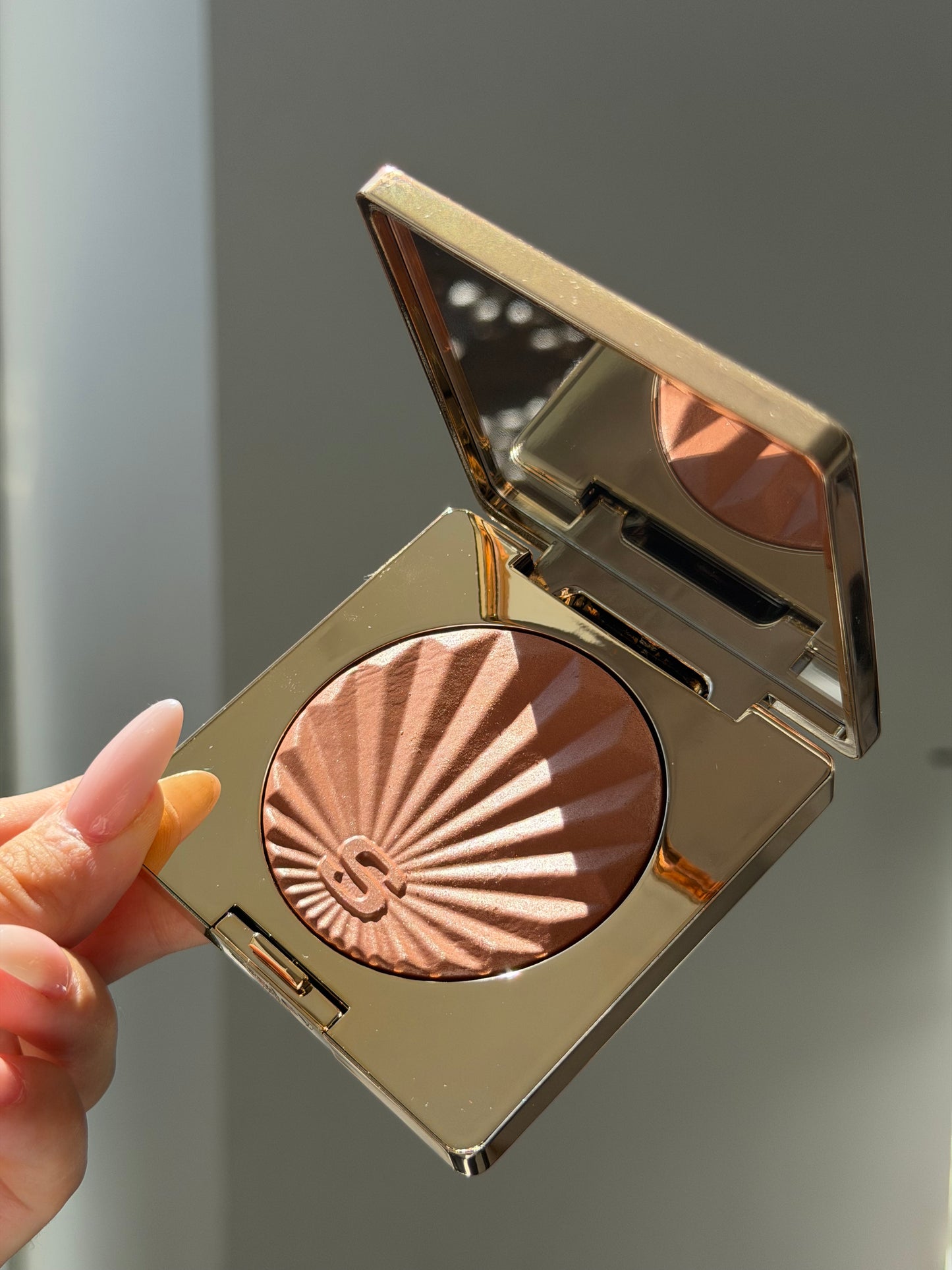SISLEY Phyto-Touche Illusion D'été Sun-Kissed Powder-Gel