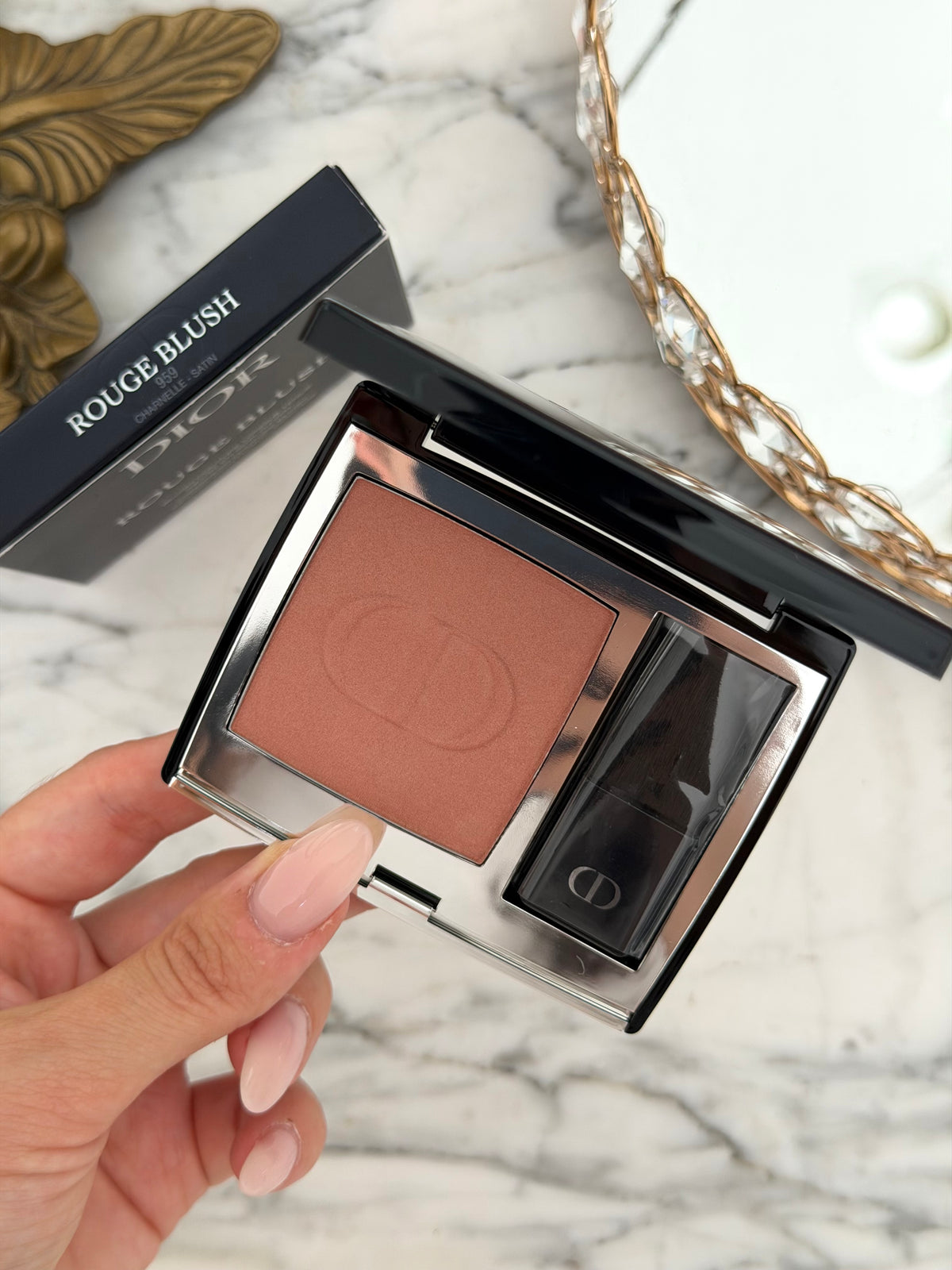DIOR Rouge Blush Satin
Couture Colour Makeup - Long Wear (959)