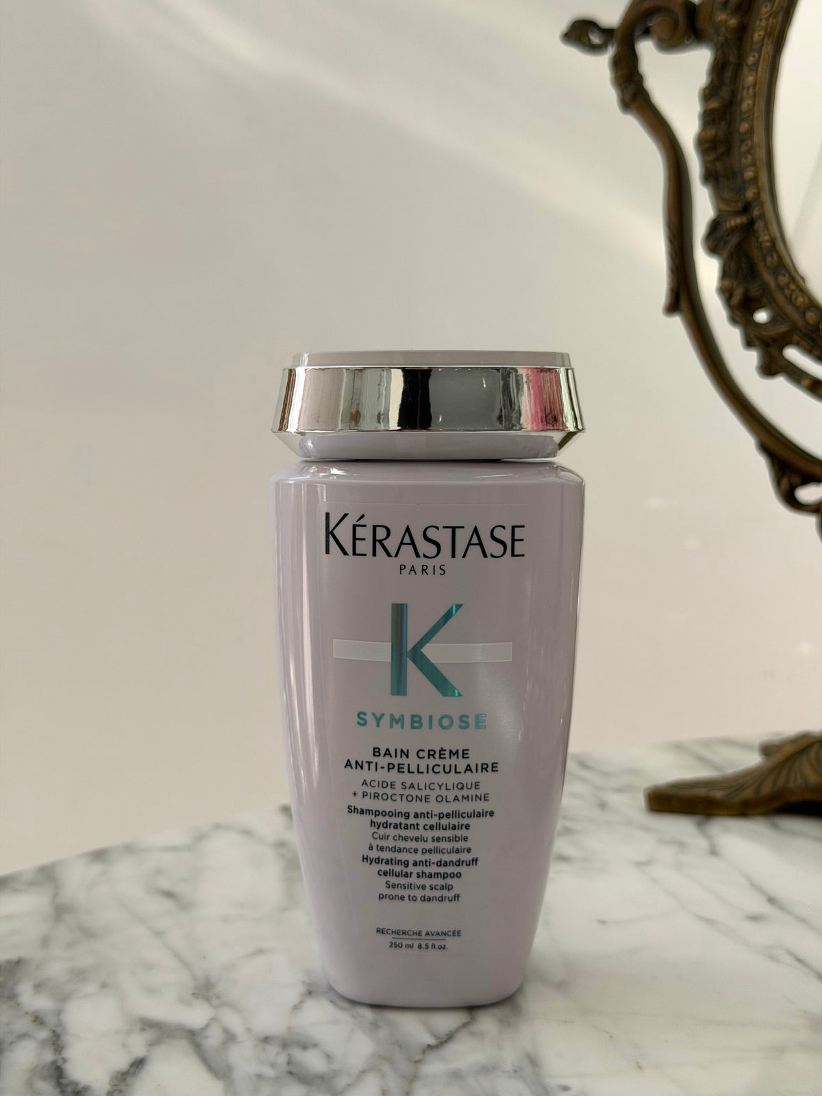 KÉRASTASE Symbiose Bain Crème Antipelliculaire Antidandruff Shampoo
Sulfate-Free For Hair & Scalp Prone To Dandruff