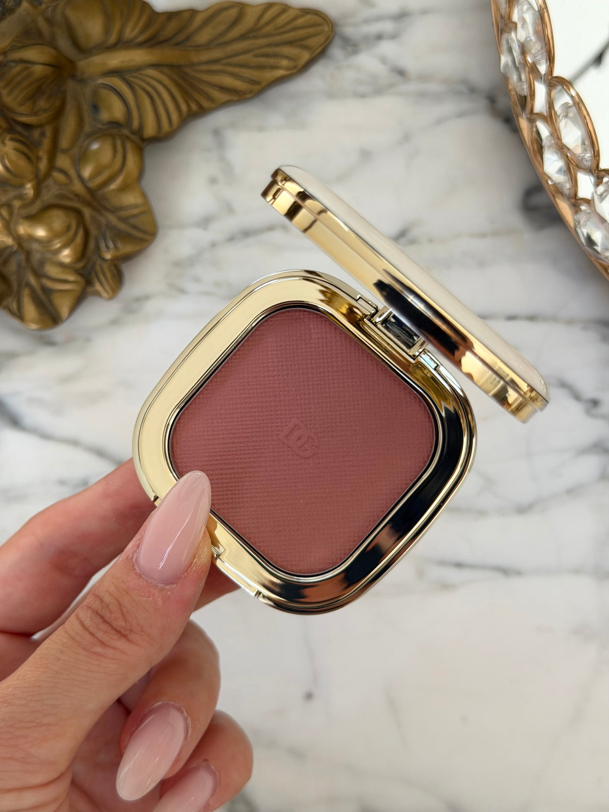DOLCE&GABBANA
Cheek&Eyes Match - Lasting Blush & Eyshadow Powder (01)