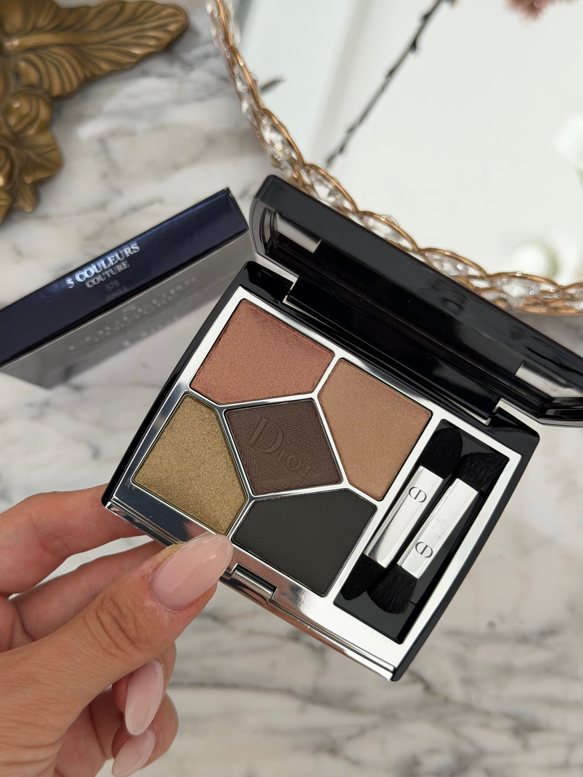 DIOR Diorshow 5 Couleurs
Eye Palette - 5 Eyeshadows - High Color and Long Wear (579)