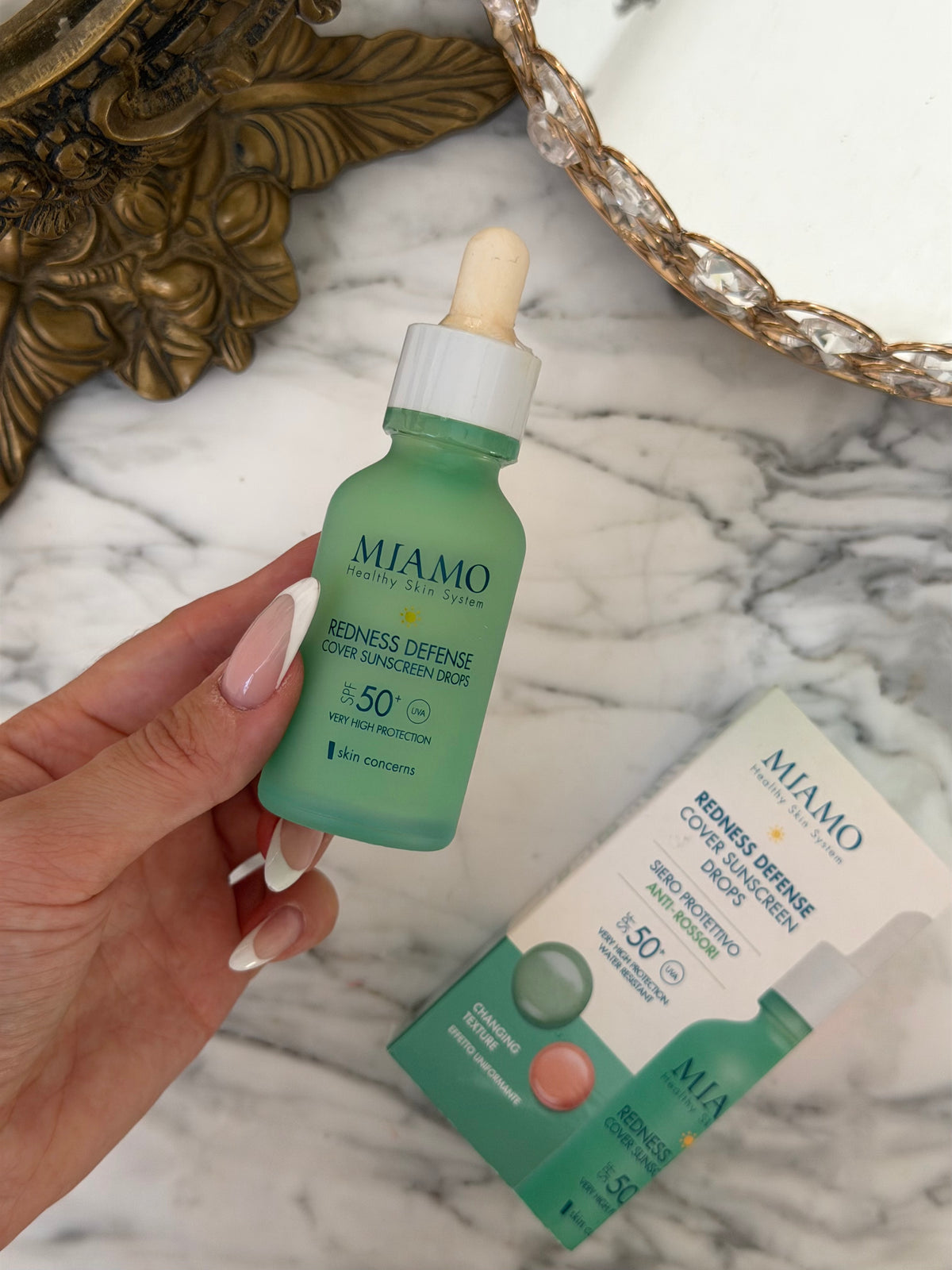 MIAMO Redness Defense
Cover Sunscreen Drops SPF50+