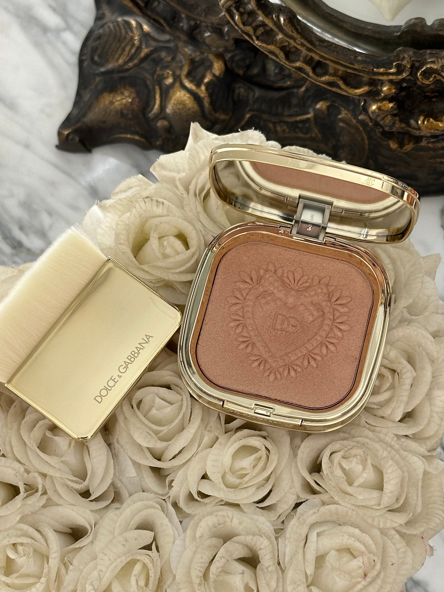DOLCE&GABBANA Everlift Luminizer Light Oil Infused Soft-Halo Powder