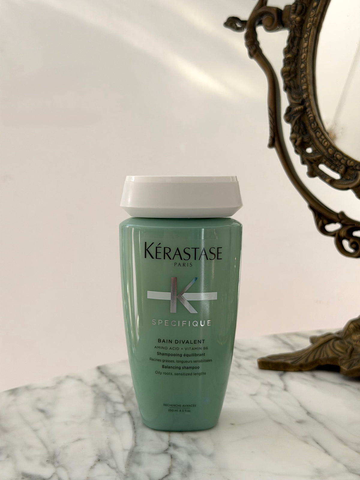 KÉRASTASE Specifique Bain Divalent - Balancing Shampoo For Oily Roots, Dry Ends