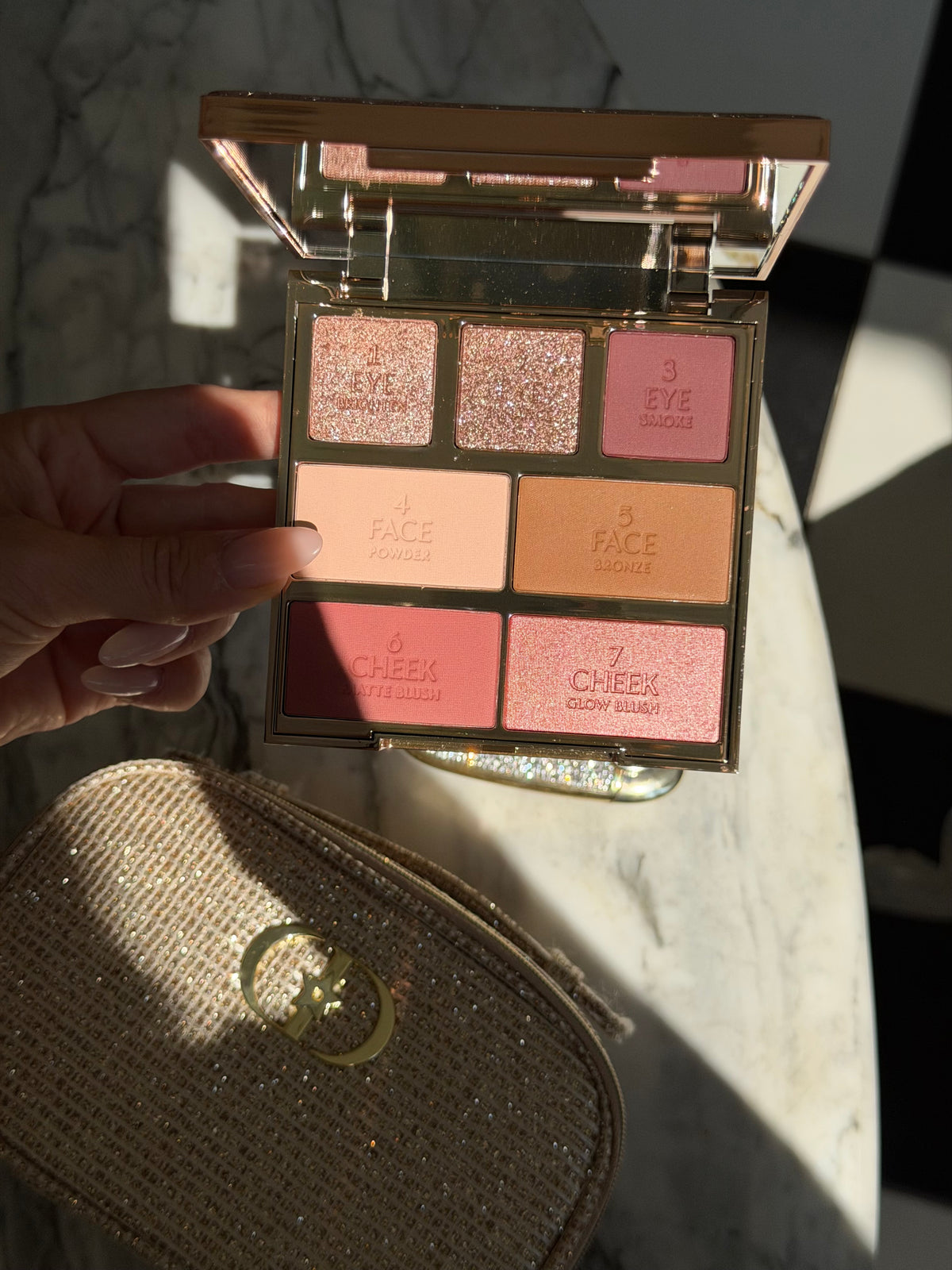CHARLOTTE TILBURY Hollywood Instant Look In A Palette - Dreamy Bronzed Beauty