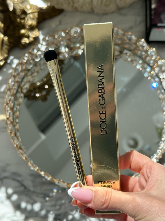 DOLCE & GABBANA Eyeshadow Shader Beauty Brush
Vegan - Ultra-Soft