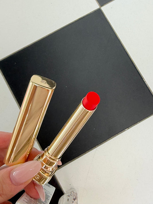 DOLCE&GABBANA My Sculpt Satin
Lasting Color & Hydration Lipstick Stylo - MY 25.12