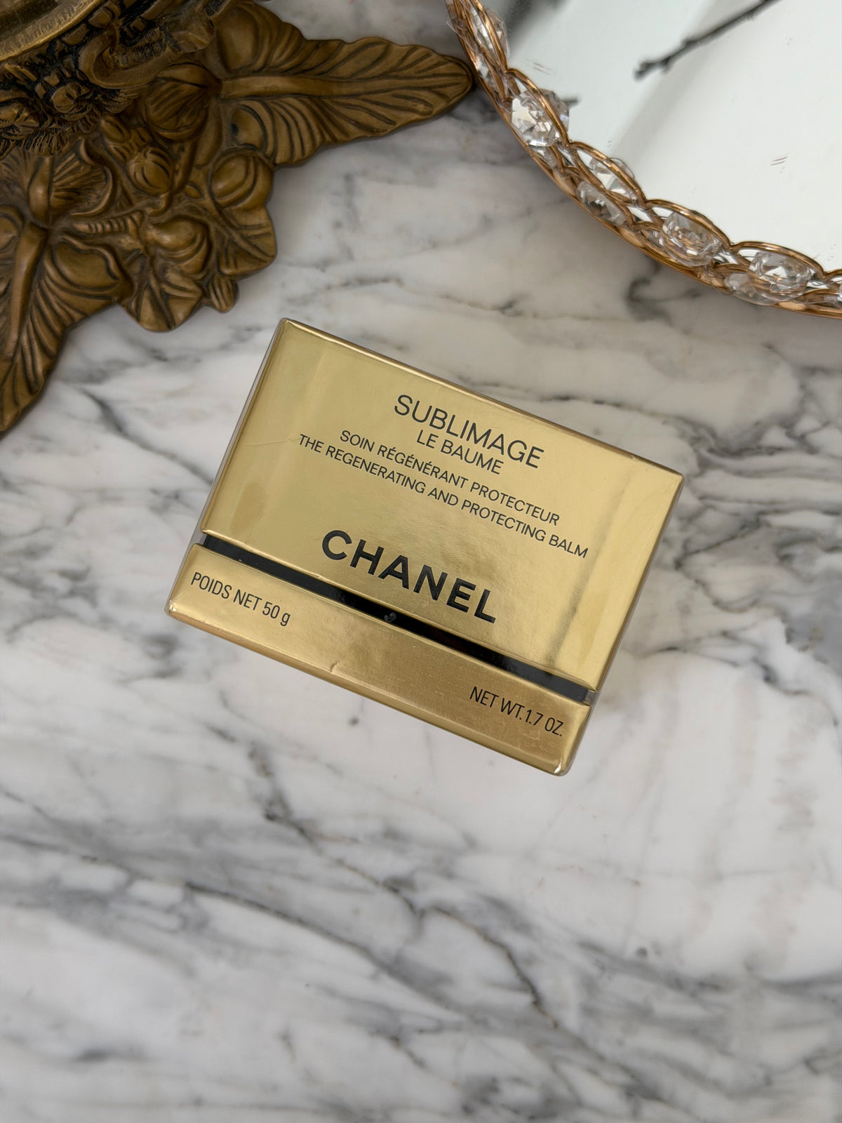 CHANEL Sublimage Le Baume
Ultimate Protecting Balm: Reinvigorates and Comforts