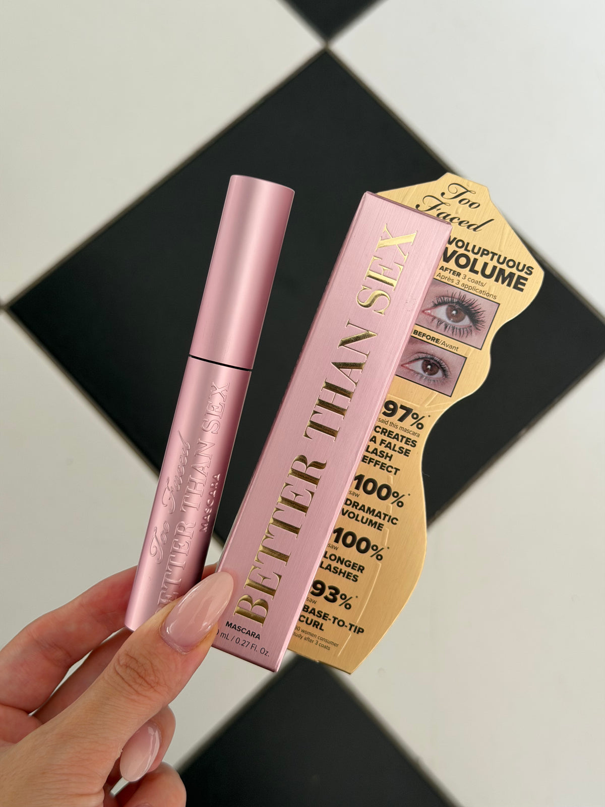 TOO FACED Better Than Sex Volumizing Mascara - Black
Dramatic Volume & Longer Lashes