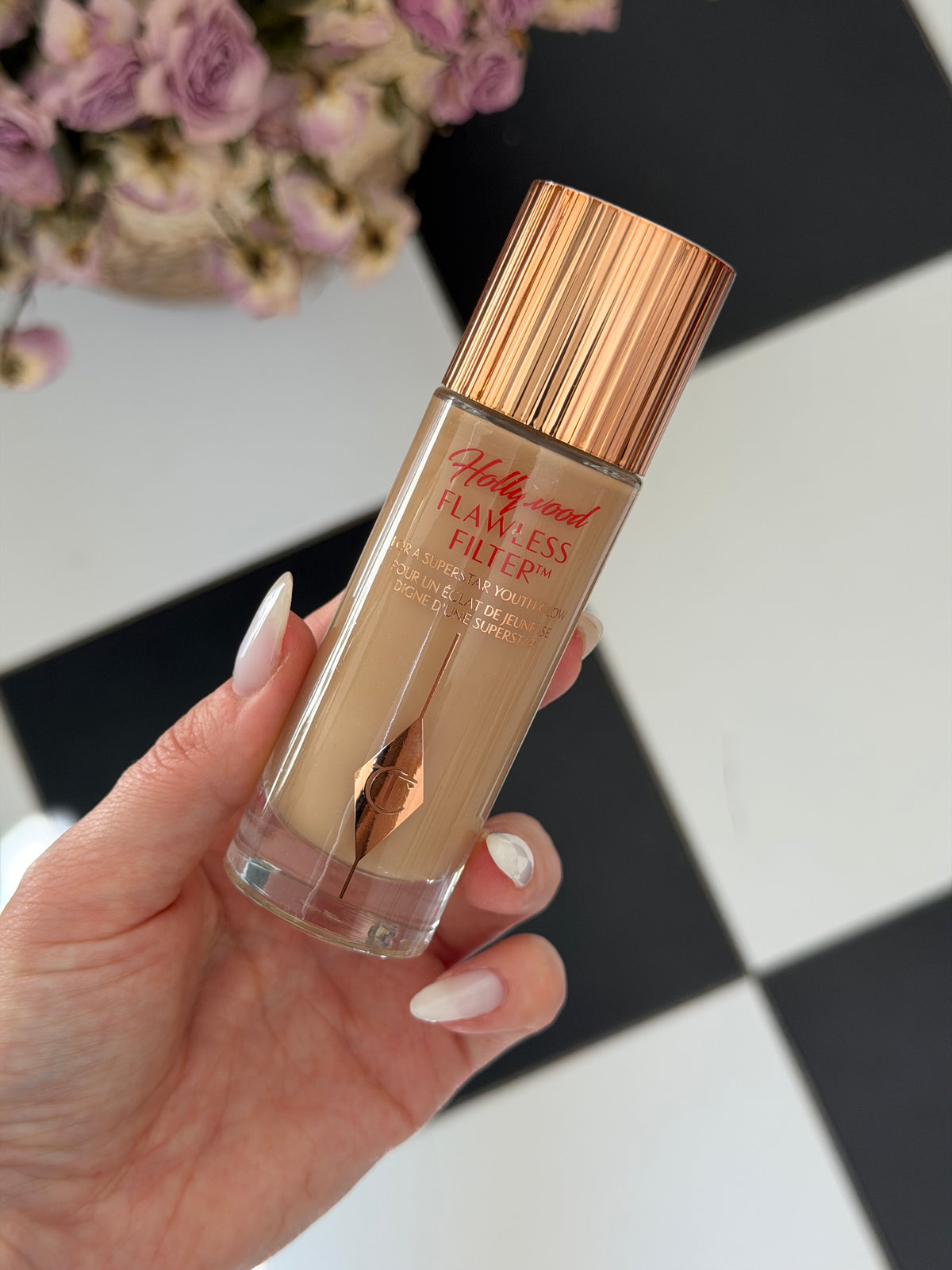 CHARLOTTE TILBURY Hollywood Flawless Filter For A Superstar Youth Glow Foundation Primer (4)