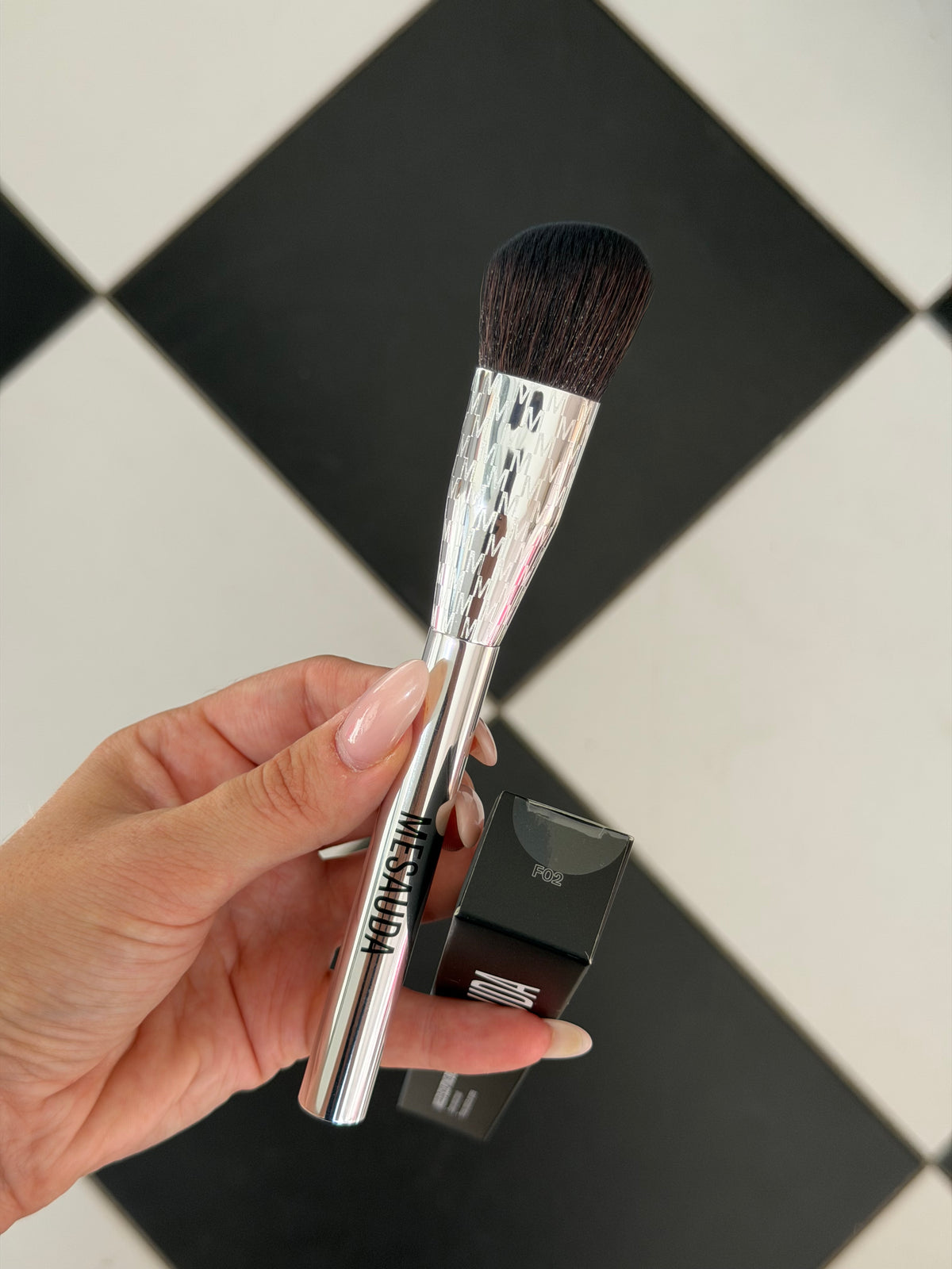 MESAUDA Angled Sculpting Cream Product Brush (F02)