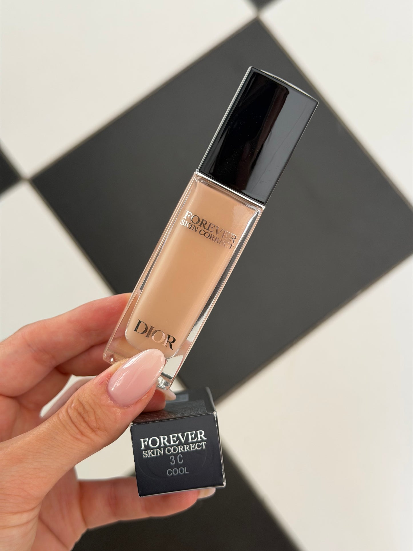 DIOR Forever Skin Correct (3C)
Full-Coverage Concealer - 24h Hydration and Wear - No Transfer