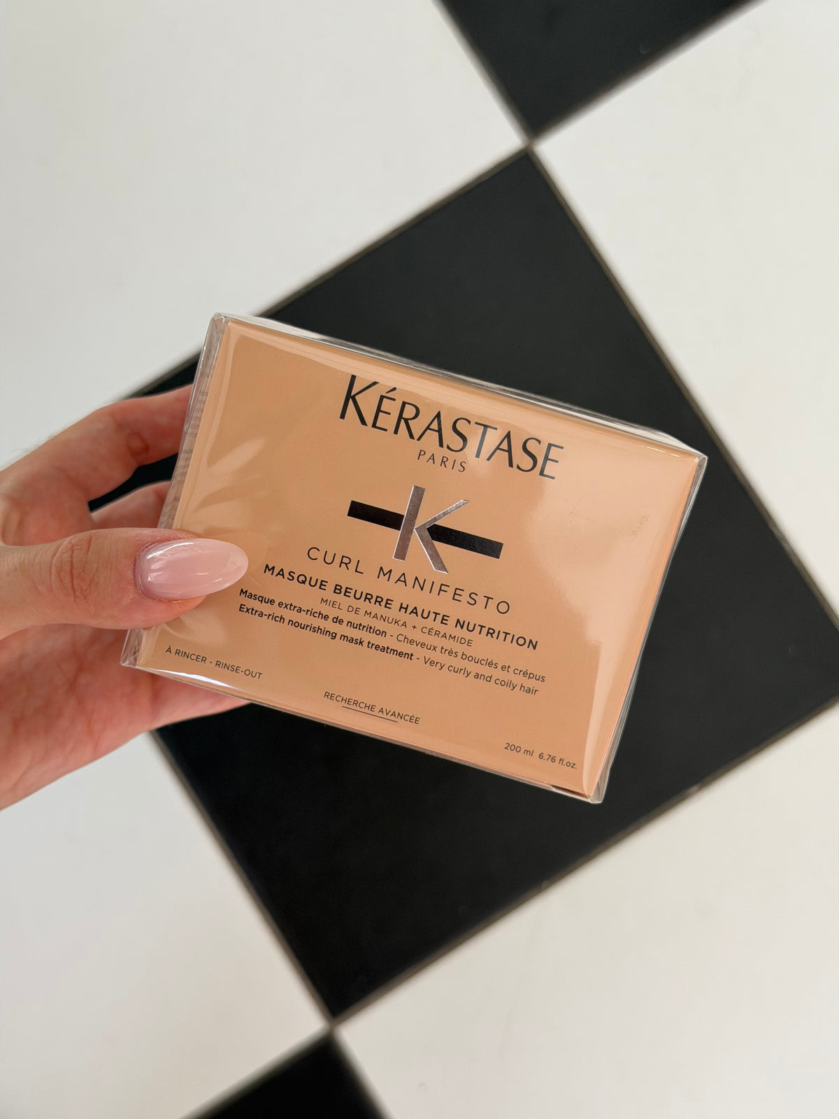 KÉRASTASE Curl Manifesto
Masque Beurre Haute Nutrition
Extra-rich Nourishing Mask Treatment