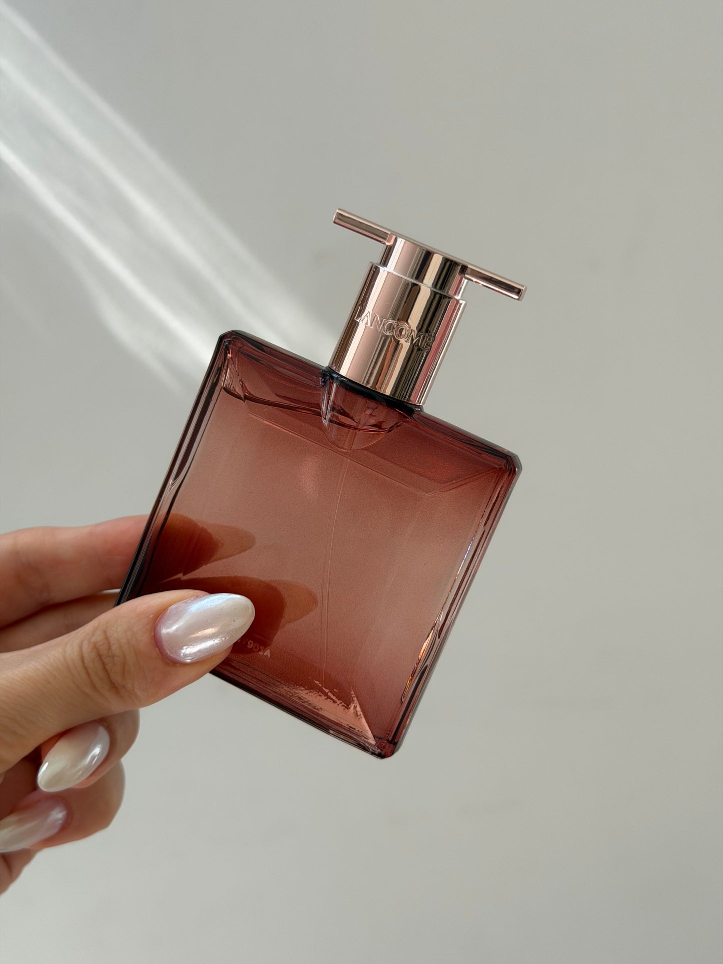 LANCÔME Idole Power Eau De Parfum Intense
Fruity and Woody