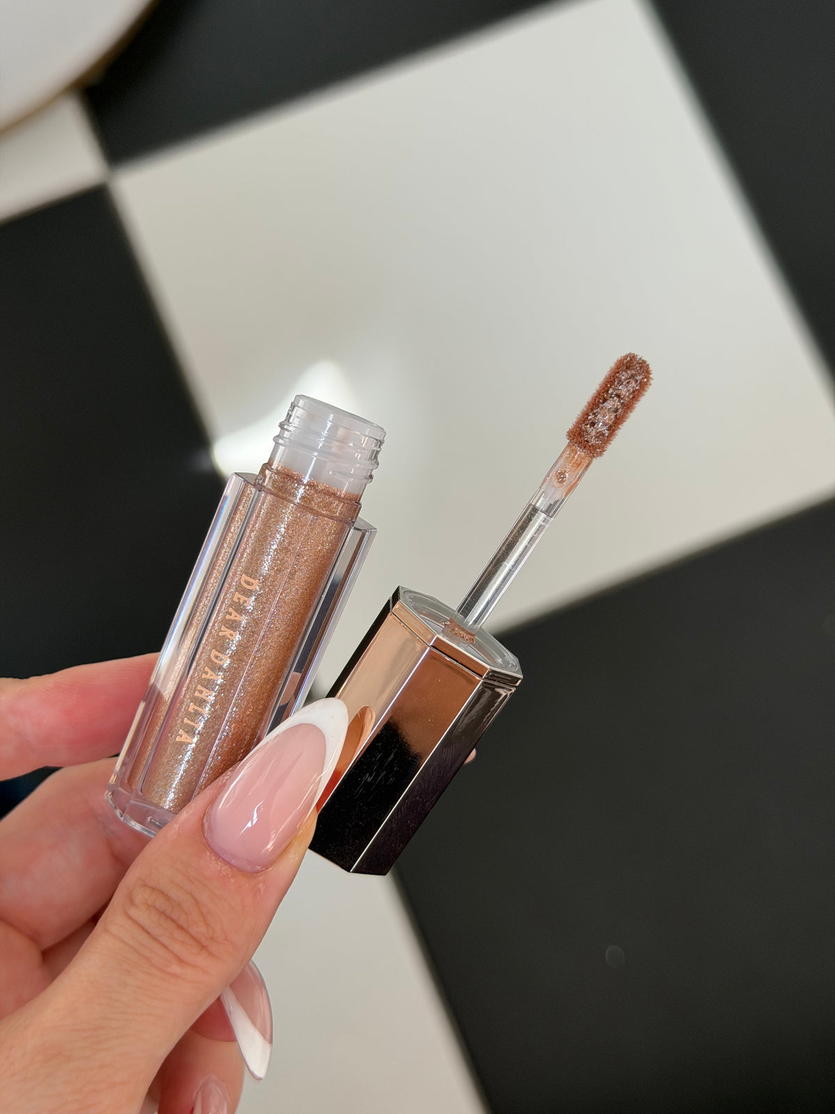 DEAR DAHLIA Paradise Shine Eye Sequins Liquid Eyeshadow - Heroine