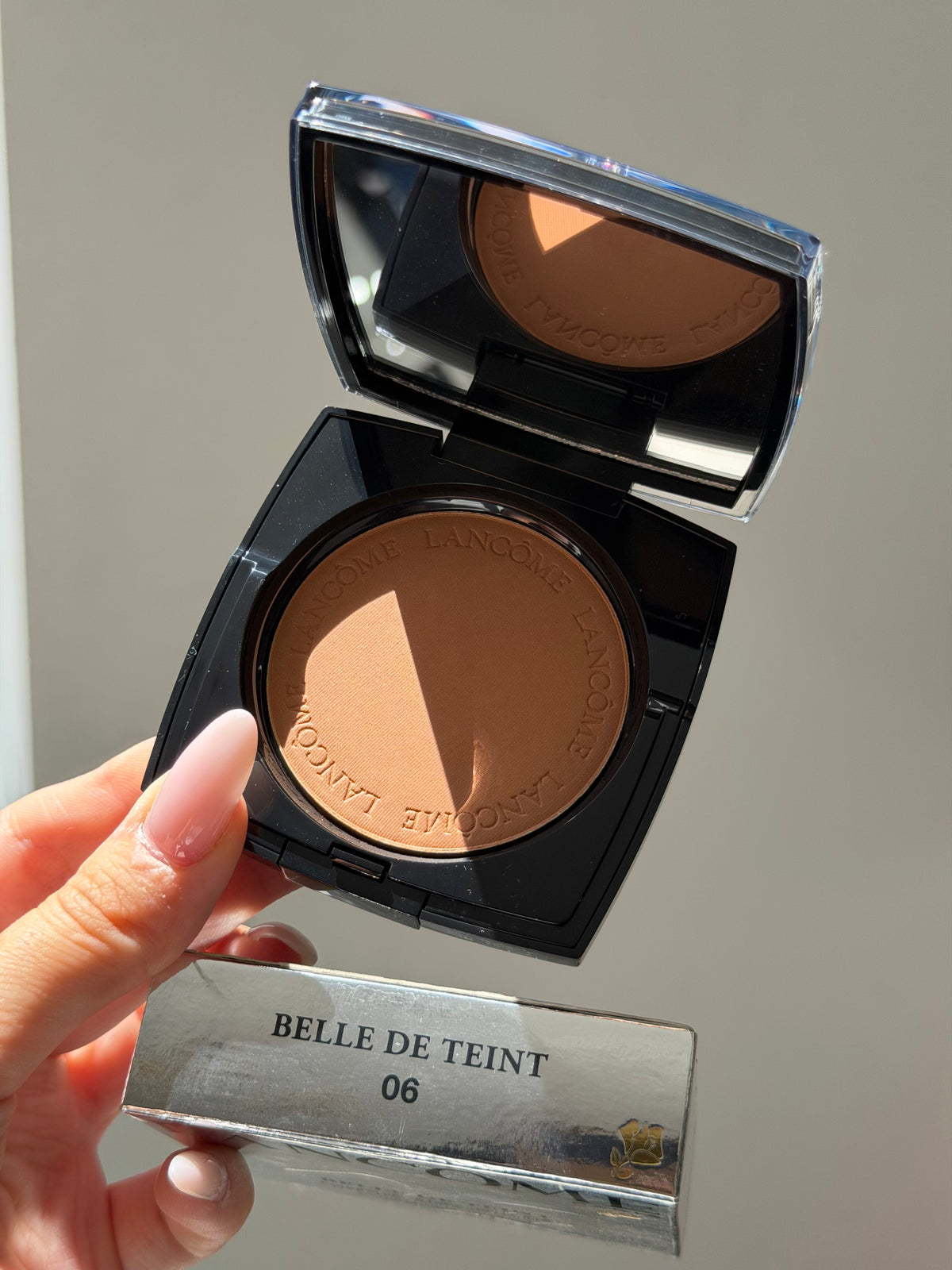 LANCÔME Belle De Teint - Natural Healthy Glow Sheer Blurring Powder (06)