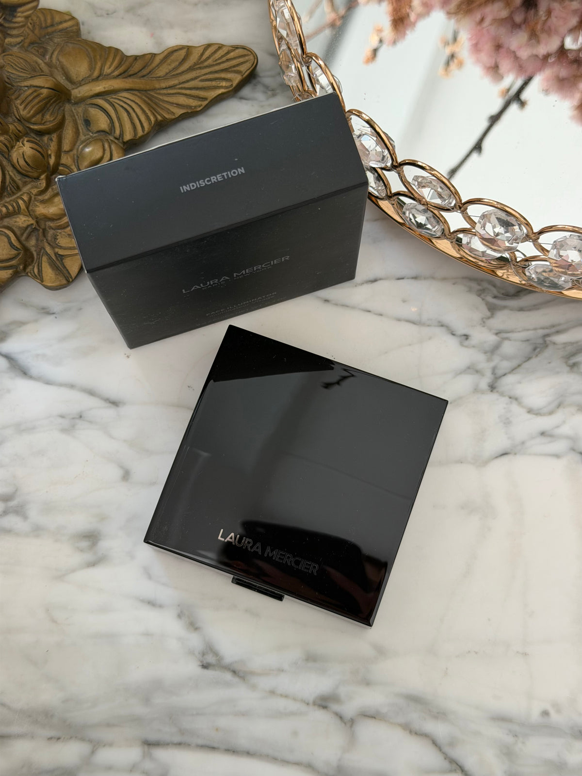 LAURA MERCIER Face Illuminator Highlighting Powder