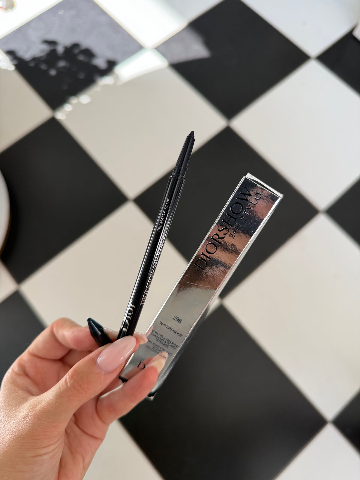 DIOR Diorshow Stylo - Matte Blue
24H-Wear Waterproof Eyeliner