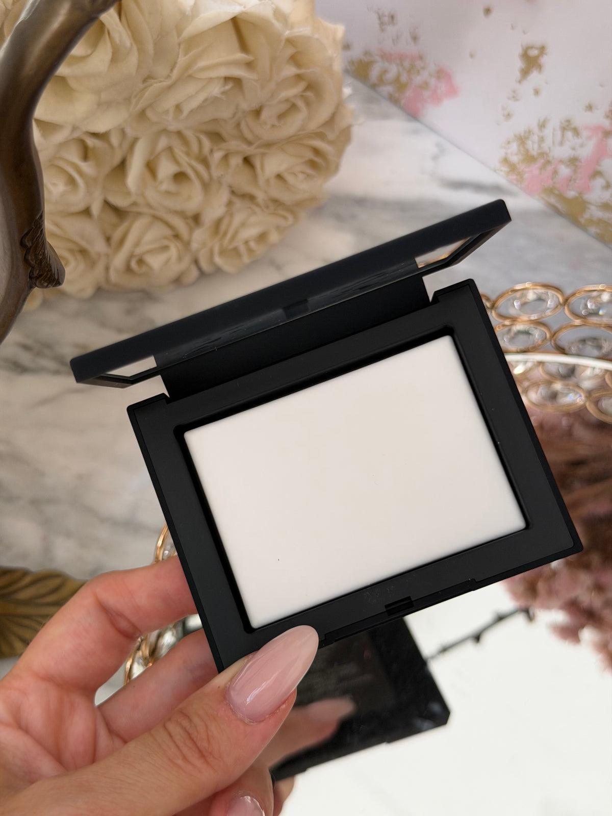 NARS Light Reflecting™ Pressed Setting Powder - Translucent Crystal