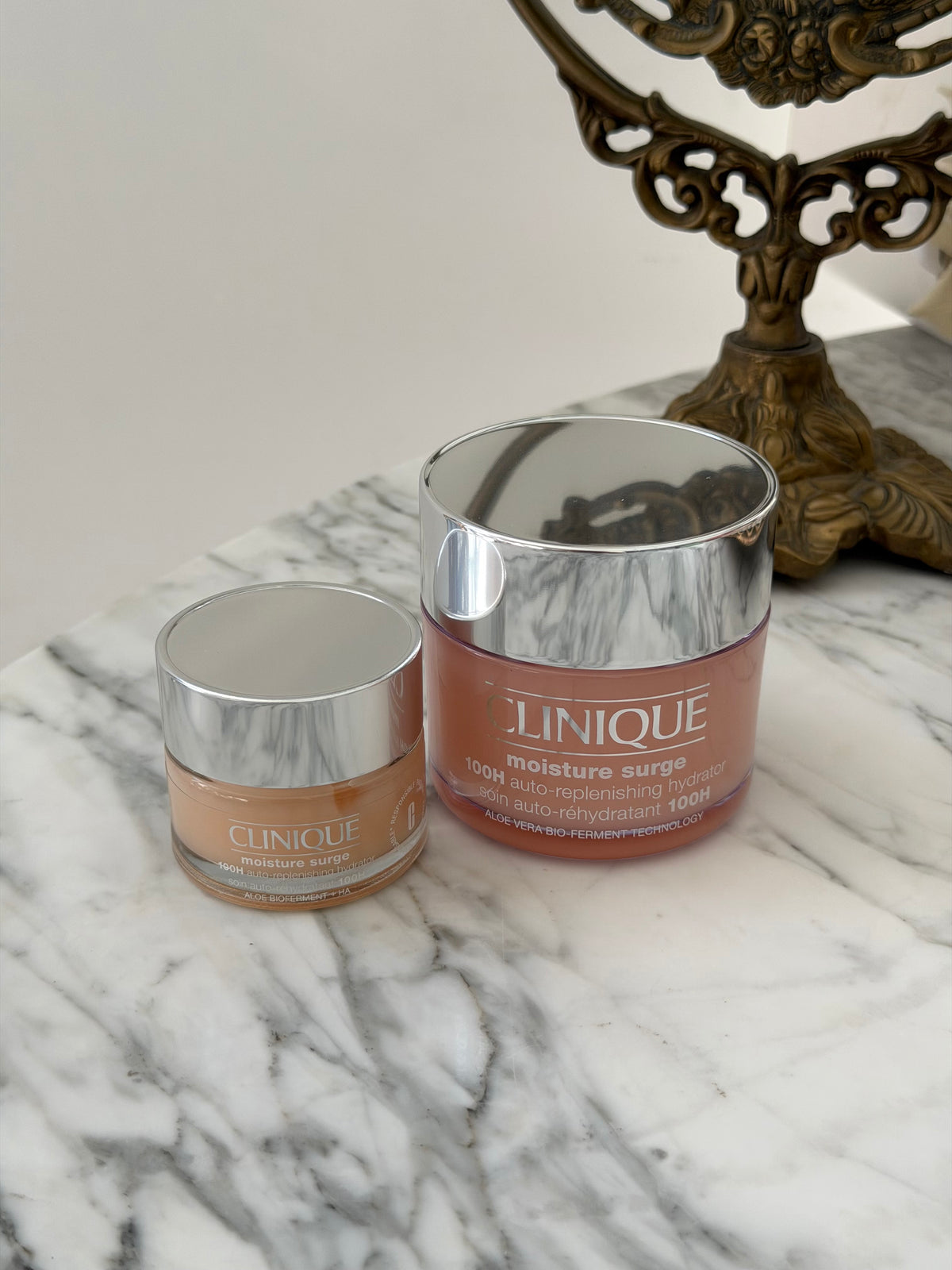 CLINIQUE Moisture Surge™ 100H Auto-Replenishing Hydrator